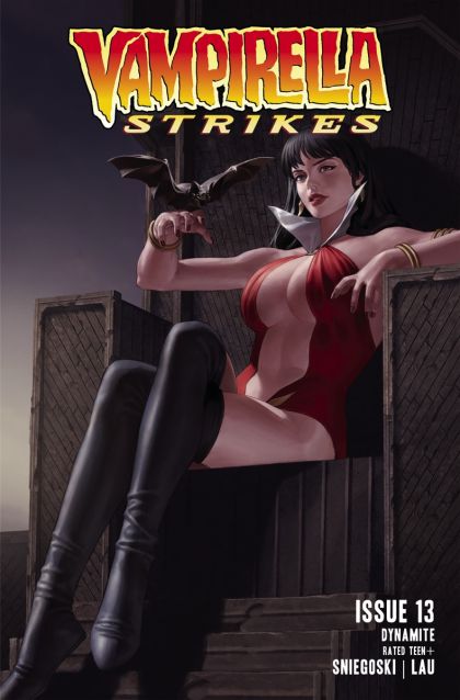 2023 - Vampirella Strikes, Vol. 3 #13 Var. C - M - ENG - PRE-ORDER 1