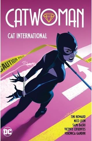 2023 - Catwoman 2022 TP #2 - Cat International - M - ENG - PRE-ORDER 1