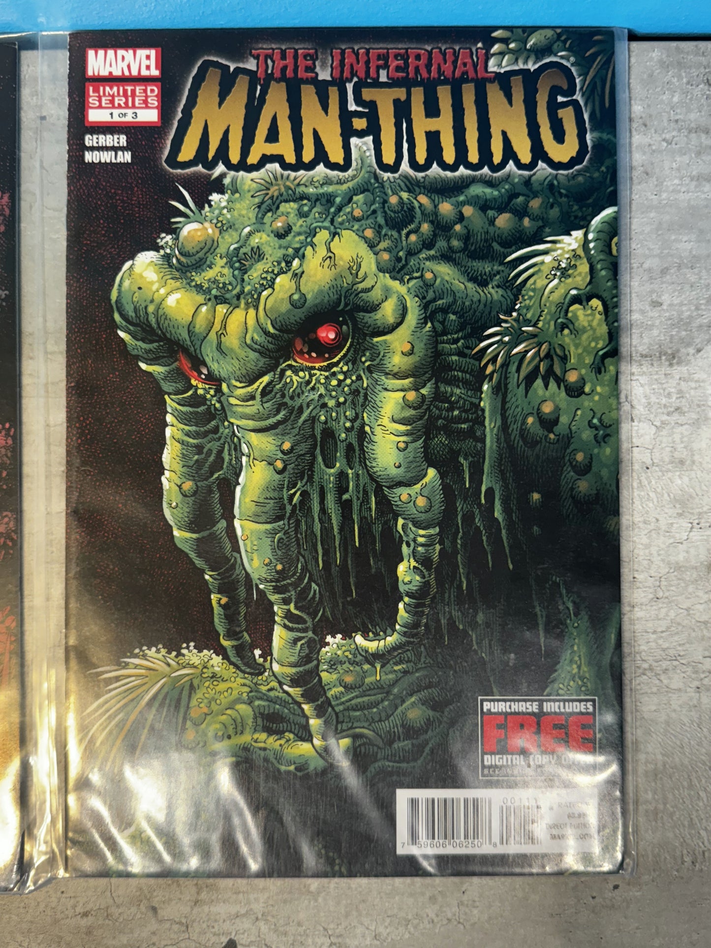 2012 - Marvel Comics - El lote de trabajo de El Hombre Cosa Infernal - VF - Inglés