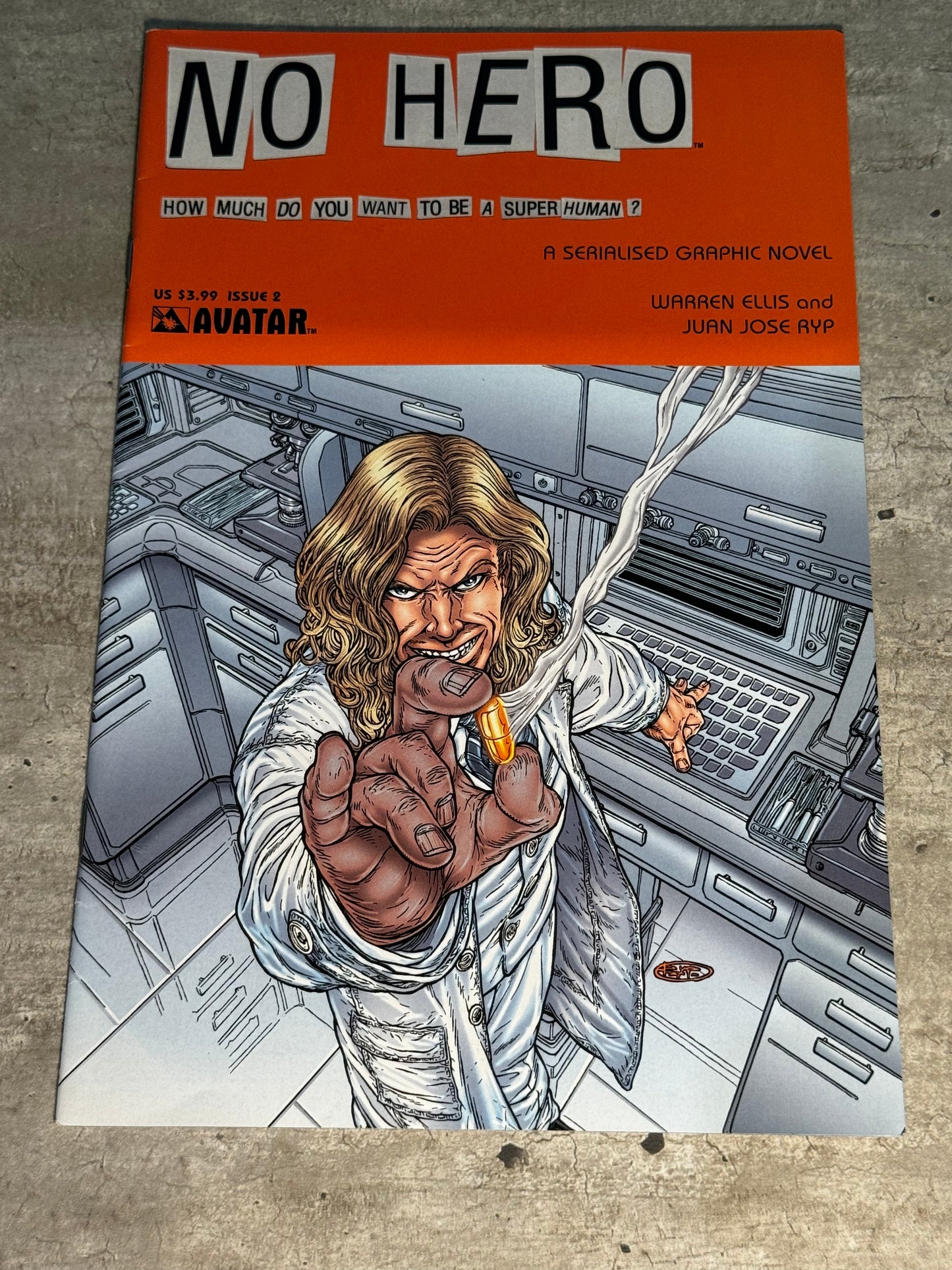 2008 - Avatar Press - No Hero #2 Var. A - NM+ - Eng 1