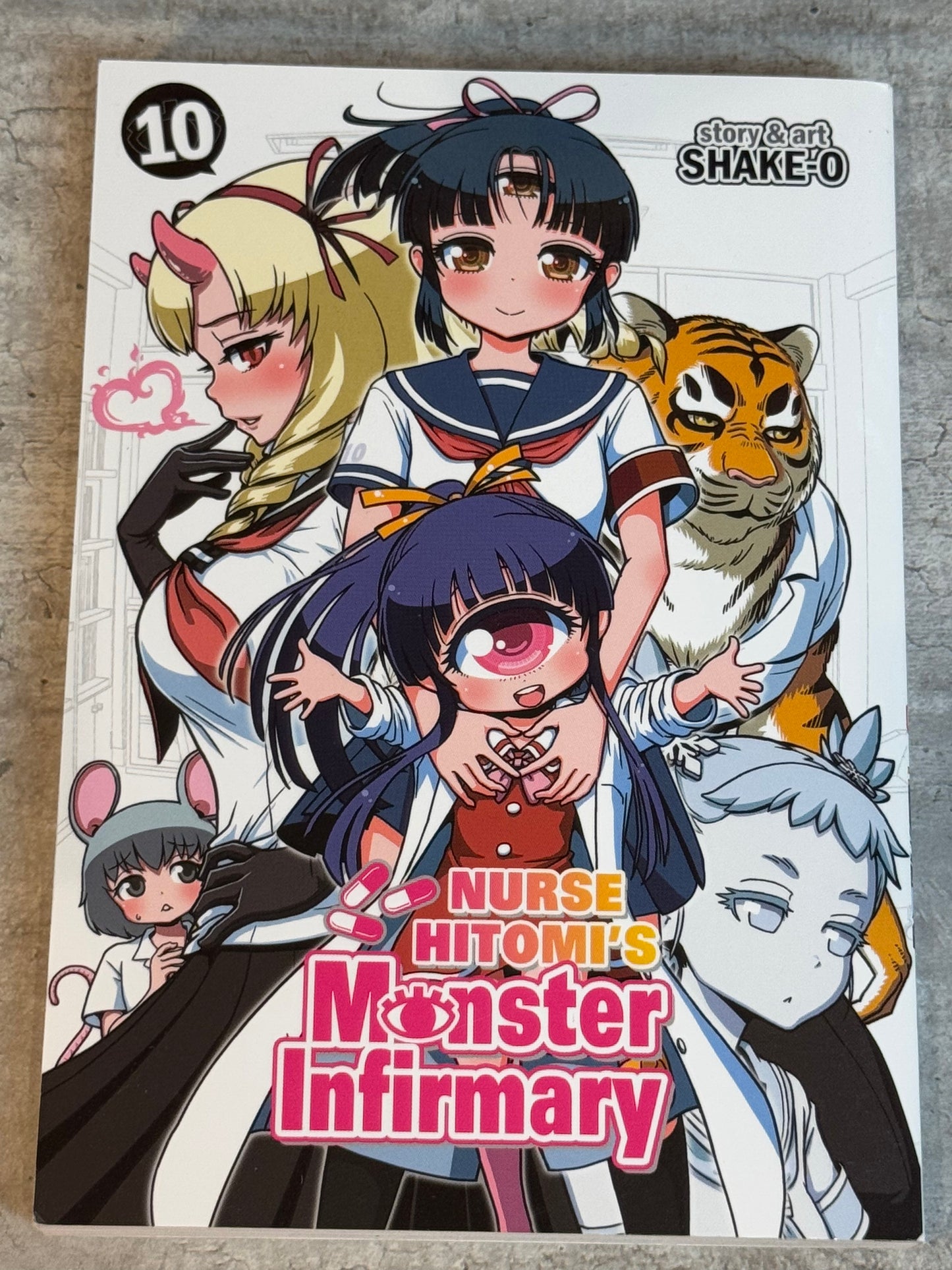 2020 - Seven Seas - Nurse Hitomi's Monster Infirmary #10 - TINY TOT, BIG TROUBLE! - - M - Eng 1