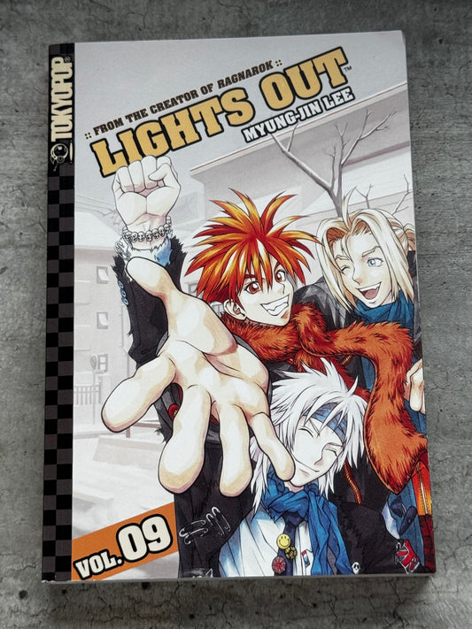 2008 - Lights Out #9 - NM/M - ENG 1