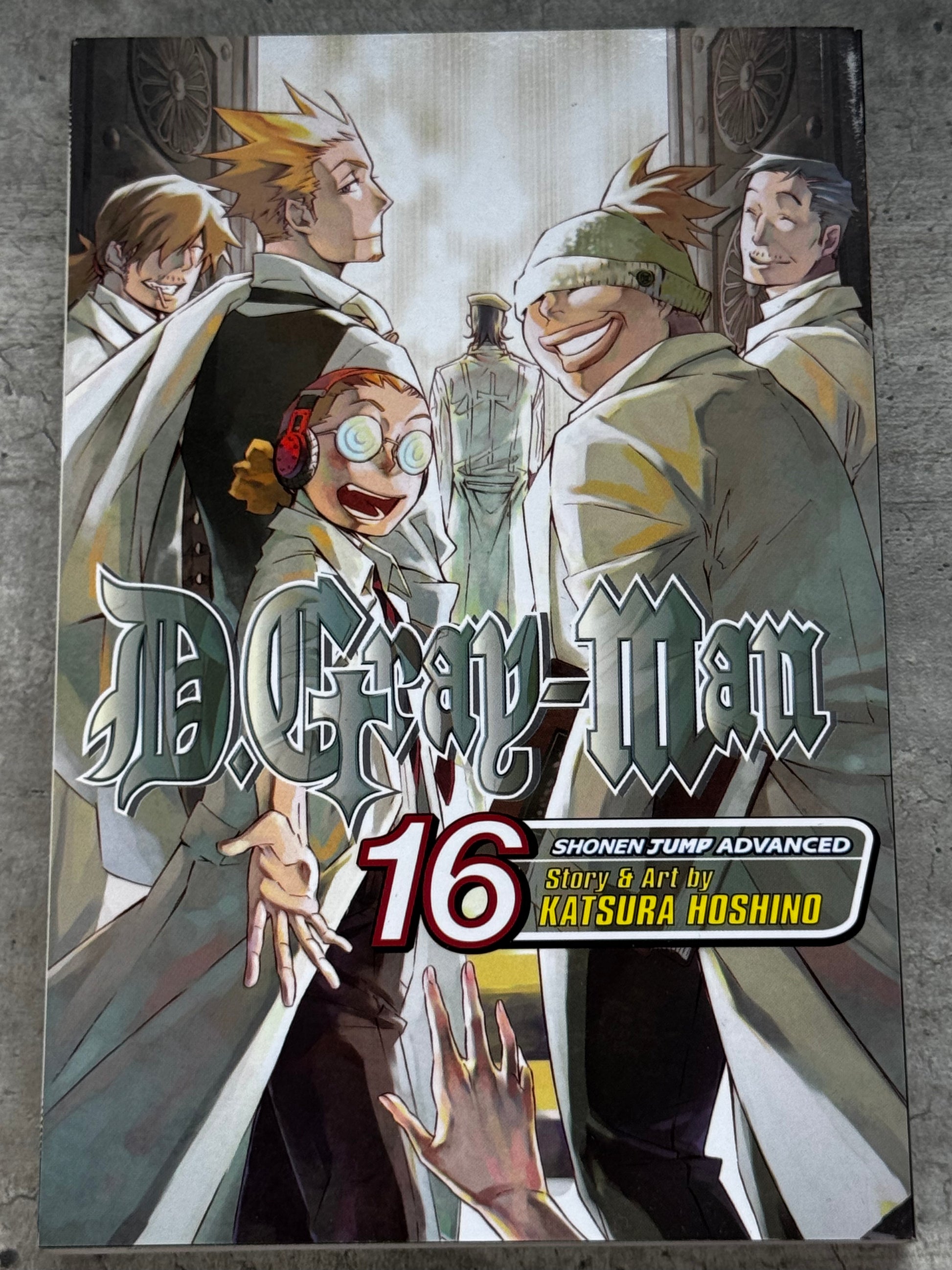 2010 - D.Gray-Man #16 - NM+ - ENG 1