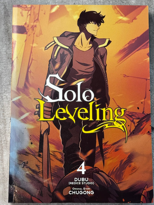 2022 - Solo Leveling #4 - M - ENG 1