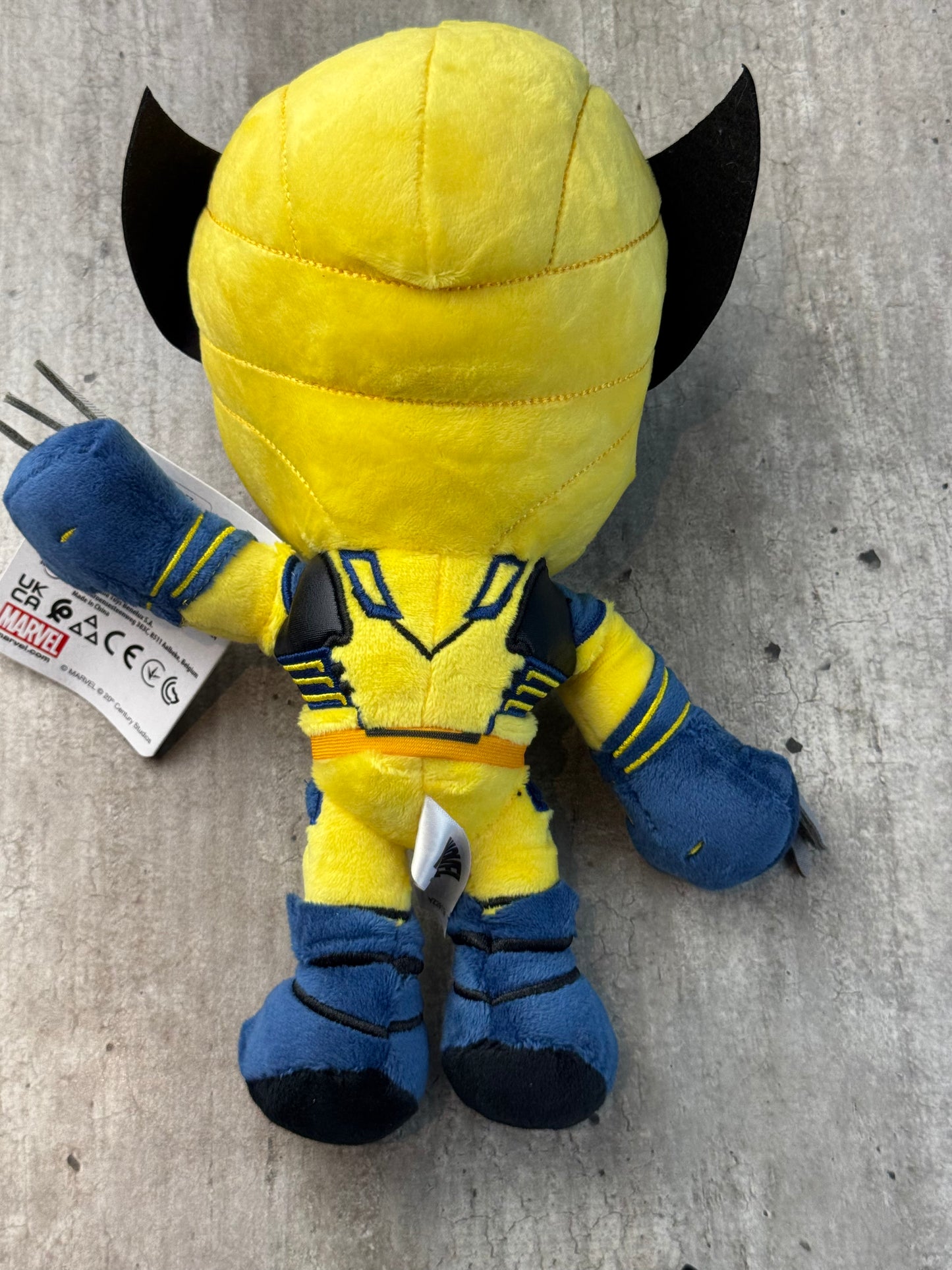 Deadpool & Wolverine - Wolverine 25cm Plush - M 2