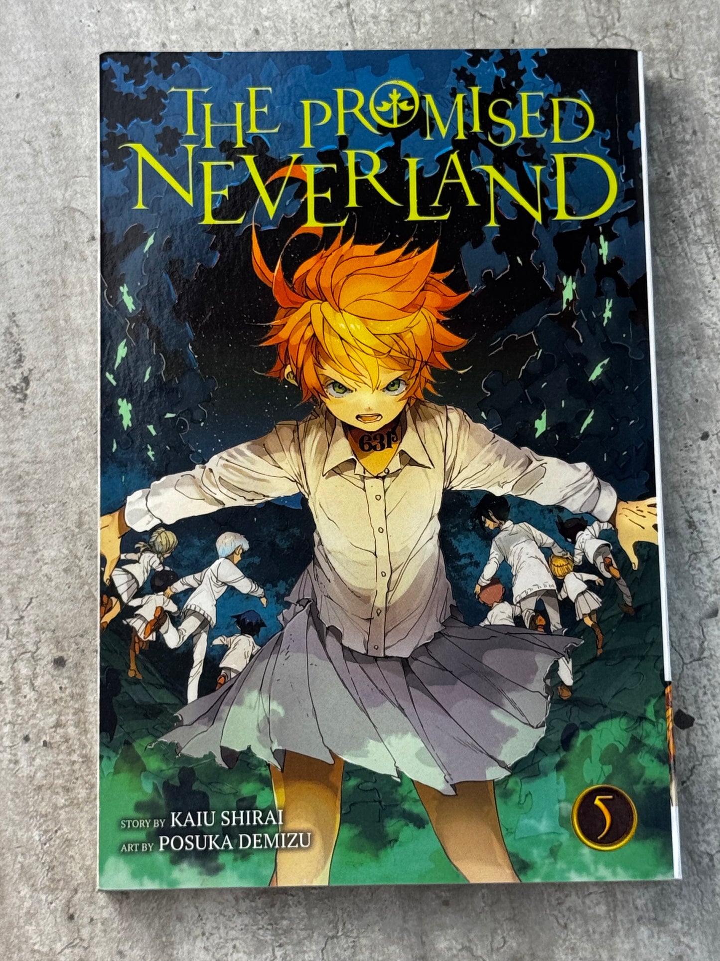 2017 - The Promised Neverland #5 - M - ENG 1