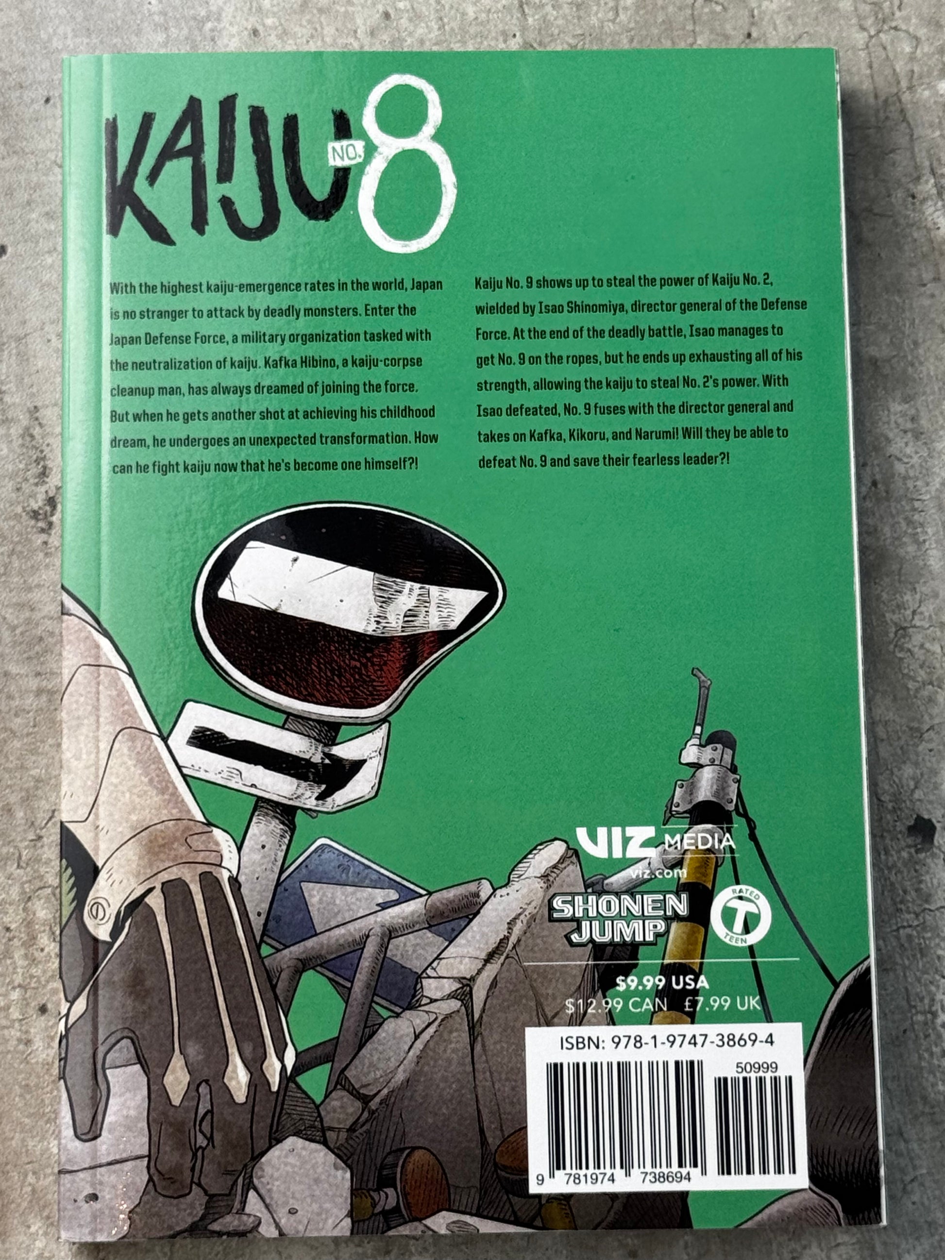 2023 - Kaiju No 8 #7 - M - ENG 2