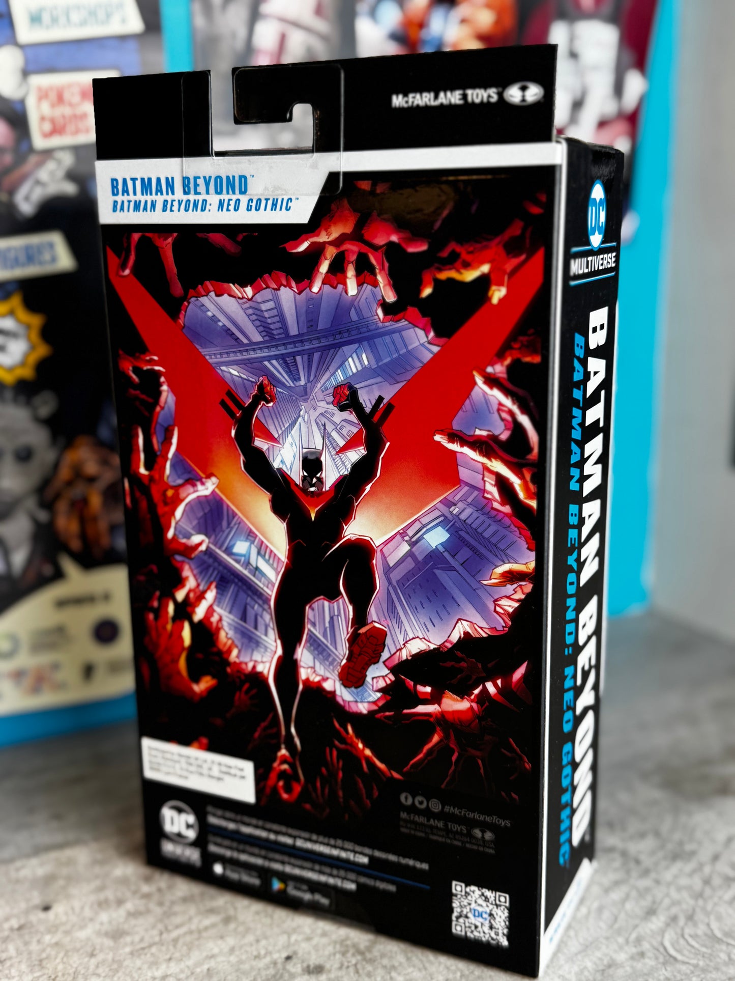2025 - DC Multiverse 7inch Batman Beyond: Neo Gothic - Black Suit - M