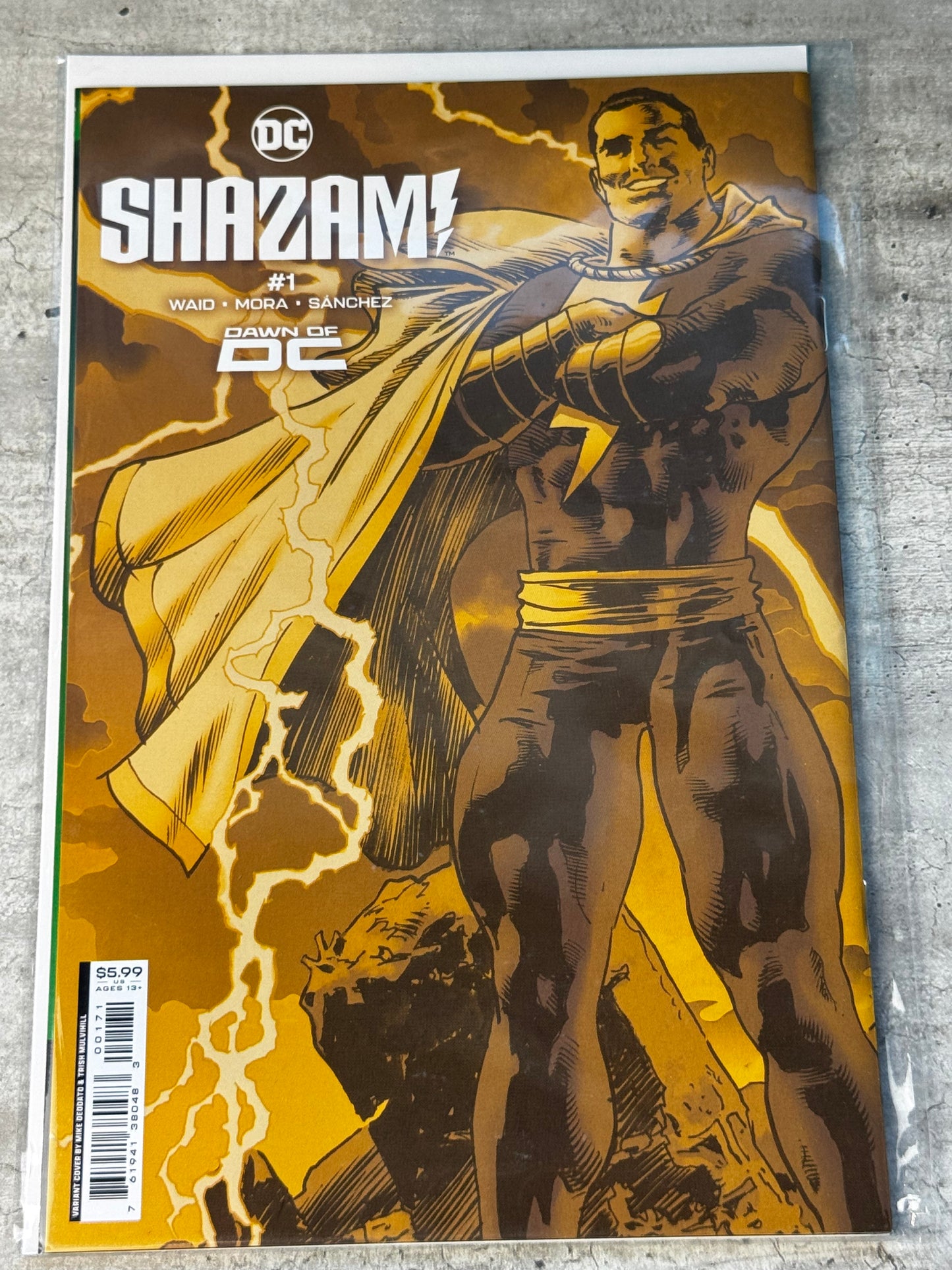 2023 - Shazam!, Vol. 4 #1 Var. D - NM+ - ENG 1