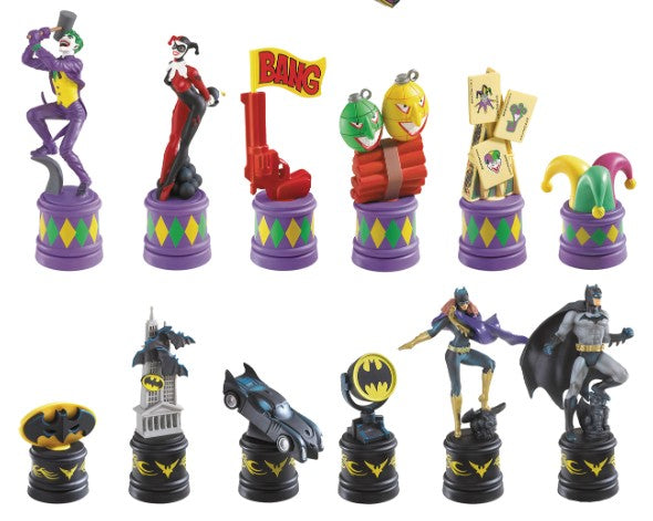 DC Batman v Joker Chess Set - M 2