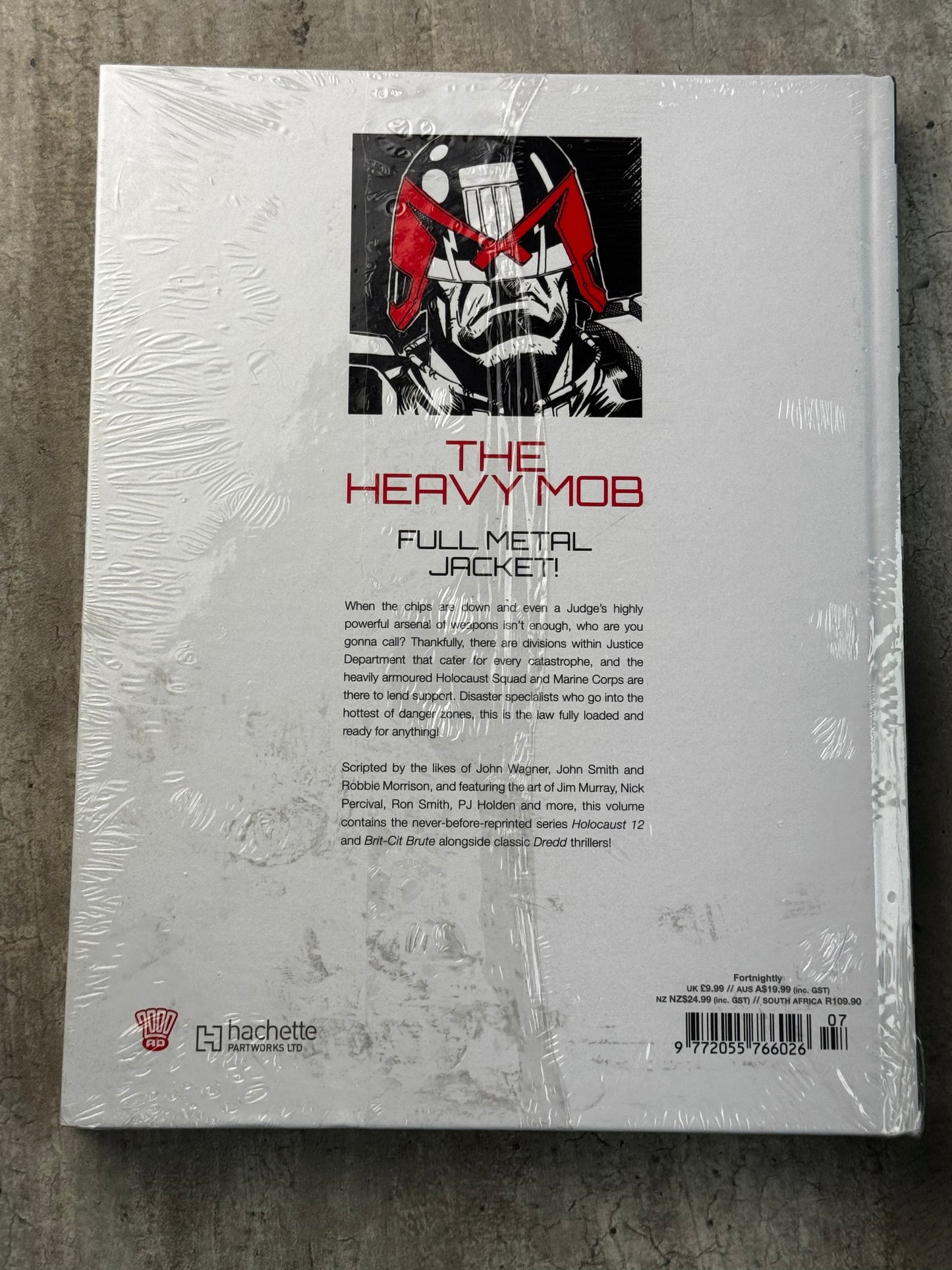 2015 - Judge Dredd: The Mega Collection #7 - The Heavy Mob - M - ENG 2