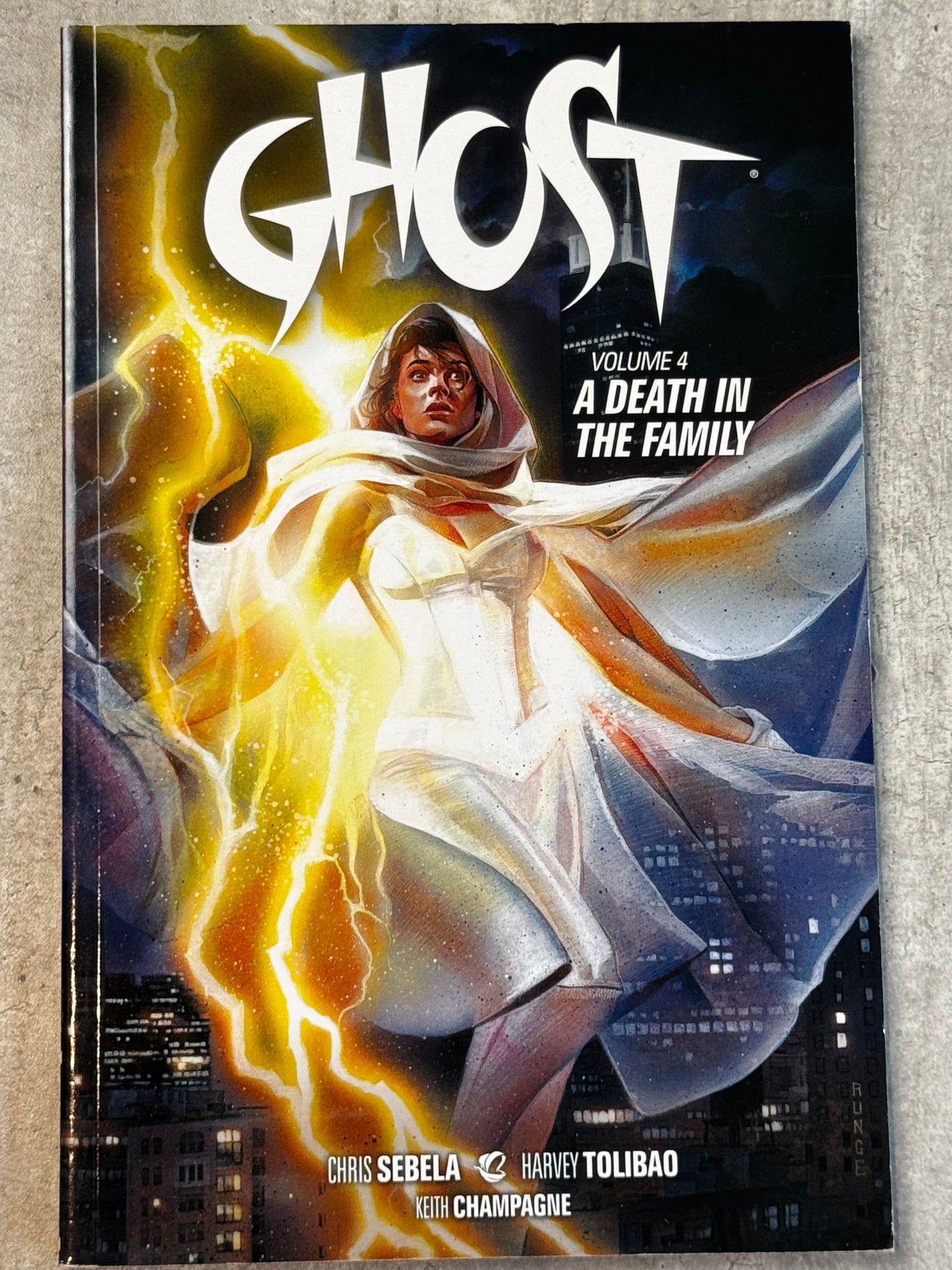 2015 - Ghost, Vol. 3 #4 - M - ENG 1