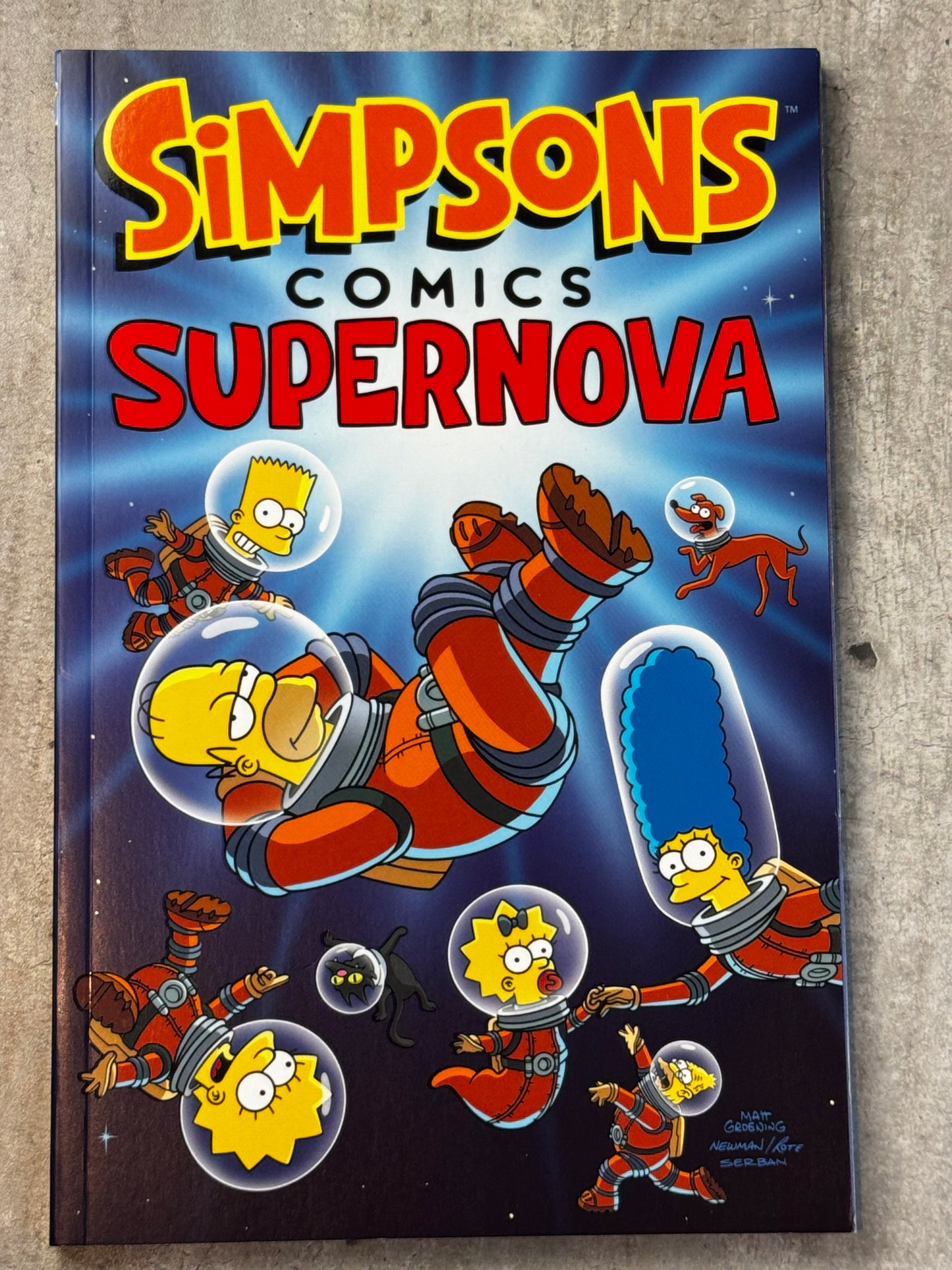 2013 - Simpsons Comics: Supernova - M - ENG 1