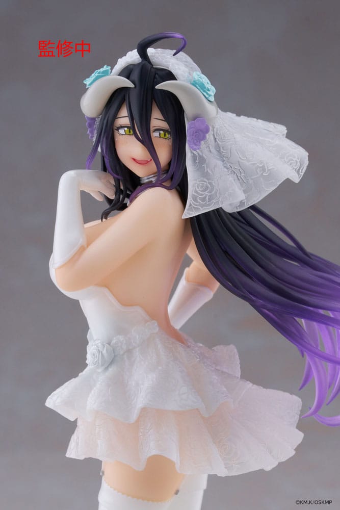 Overlord Coreful PVC Statue Albedo Wedding Ver. 18 cm - M 4