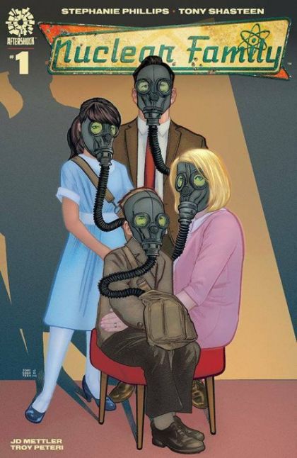 2021 - Nuclear Family #1 Var. A - M - ENG - PRE-ORDER 1
