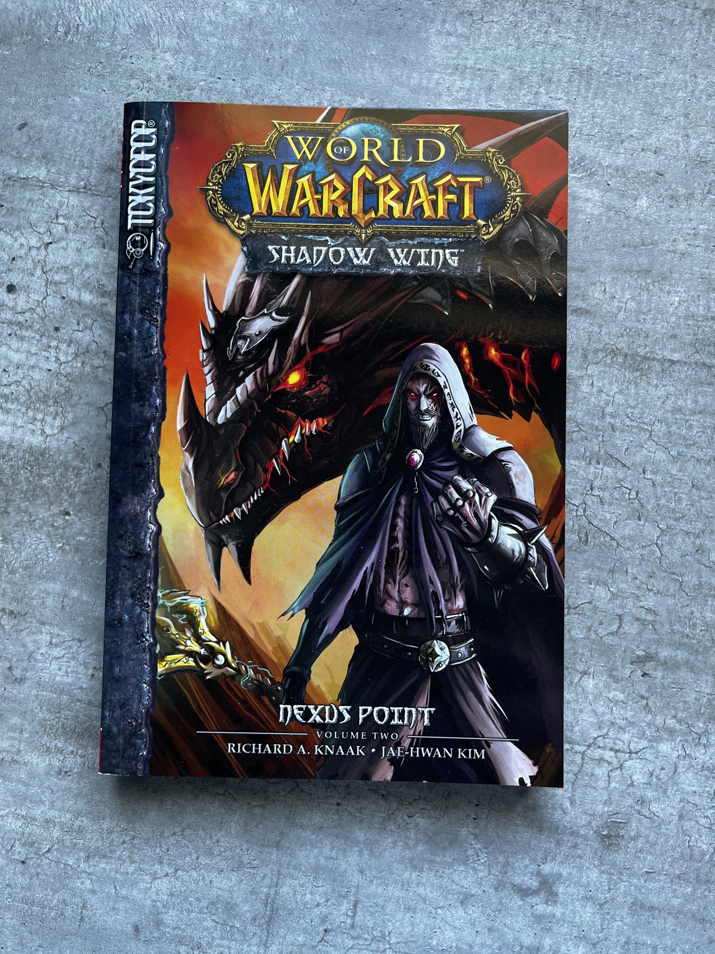 World Of Warcraft - Shadow Wing Vol.2 - Ricahrd A. Knaak, Jae-Hwan Kim - Libro de manga (en inglés)