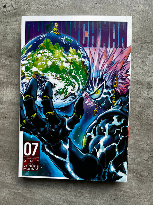 One-Punch Man Vol. 07 - Yusuke Murata - Libro de manga (en inglés)