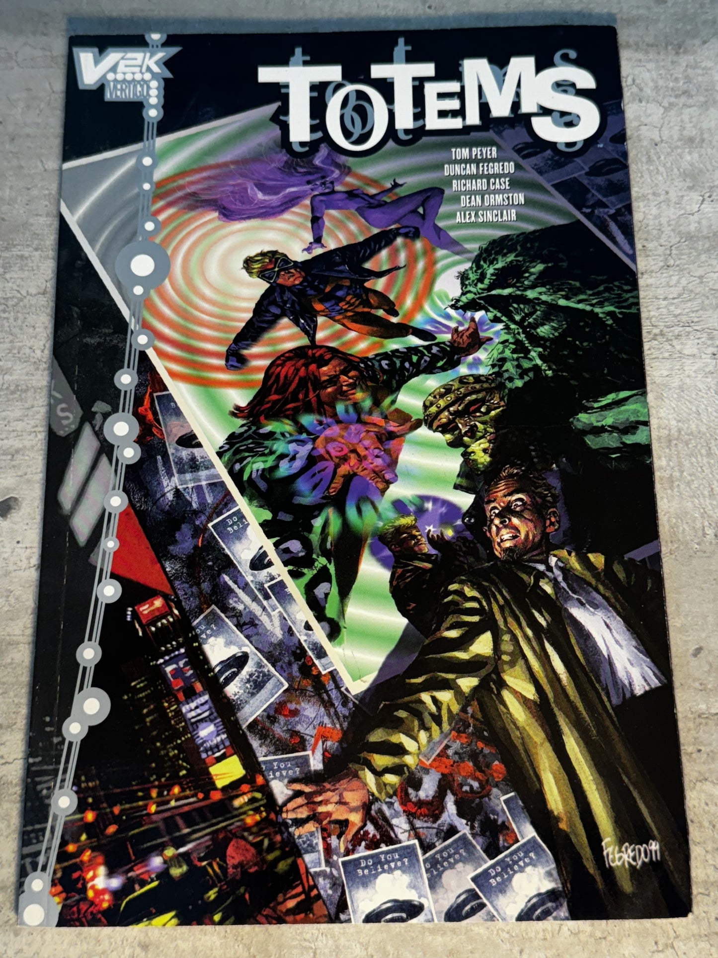 2000 - DC Comics - Totems #1 - VF- - English 1