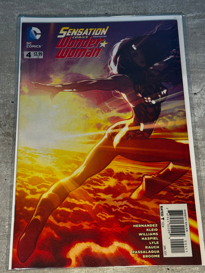 2014 - DC Comics - Sensation Comics Featuring Wonder Woman #4 - NM - English 1