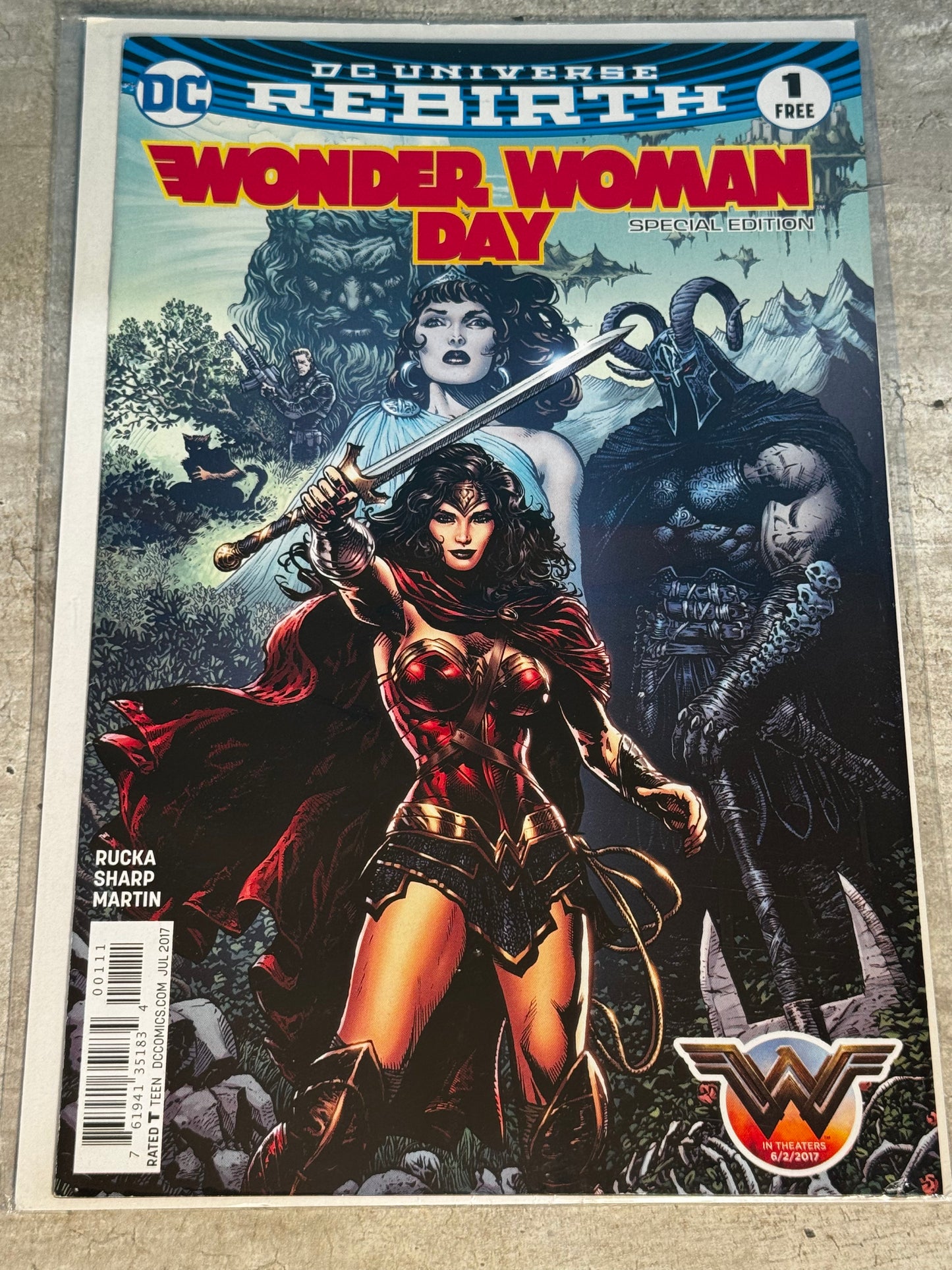 2017 - DC Comics - Wonder Woman, Vol. 5 #1 - NM+ - English 1