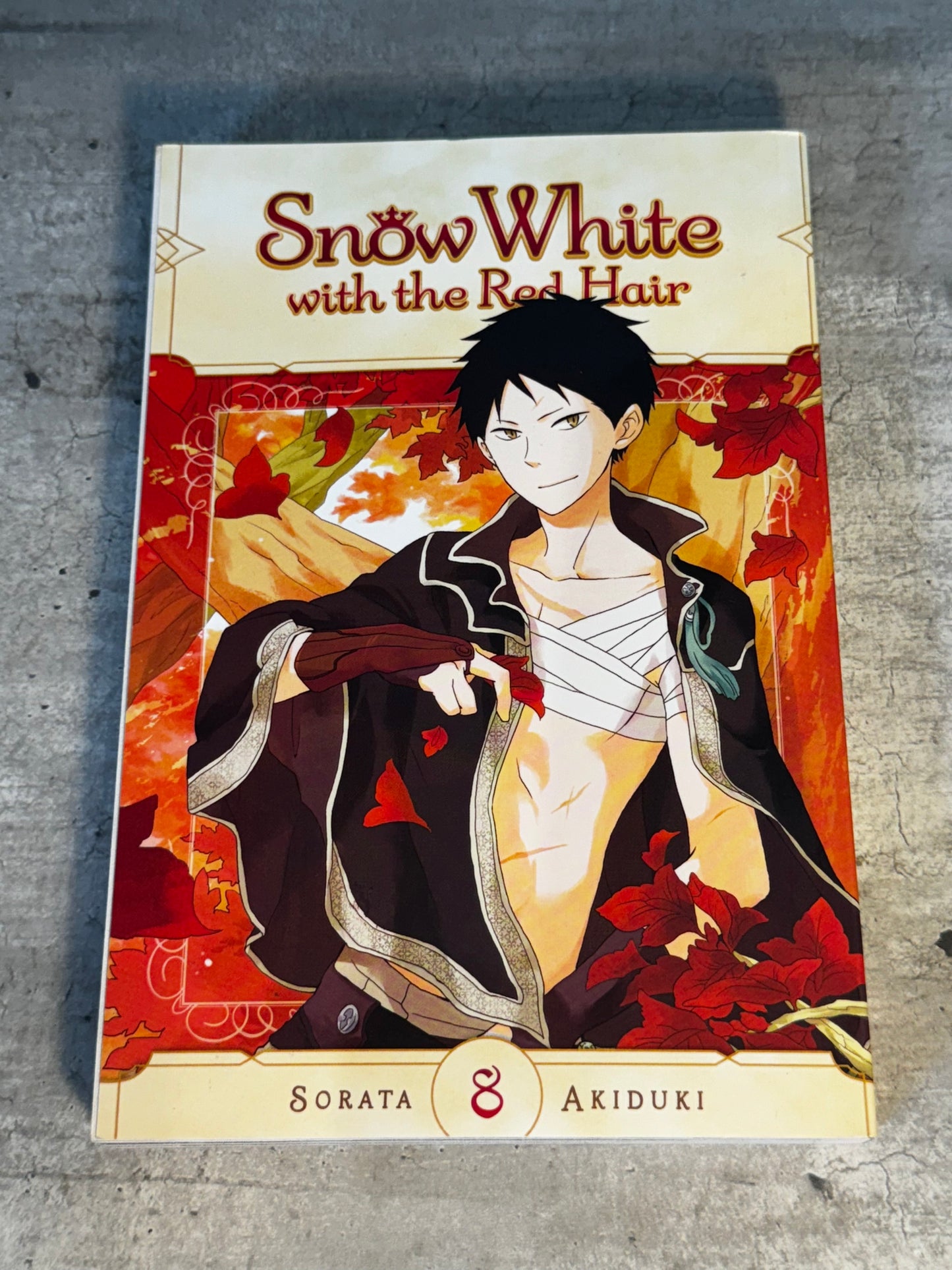 2020 - Viz Comics - Snow White with the Red Hair #8 - NM- - English 1