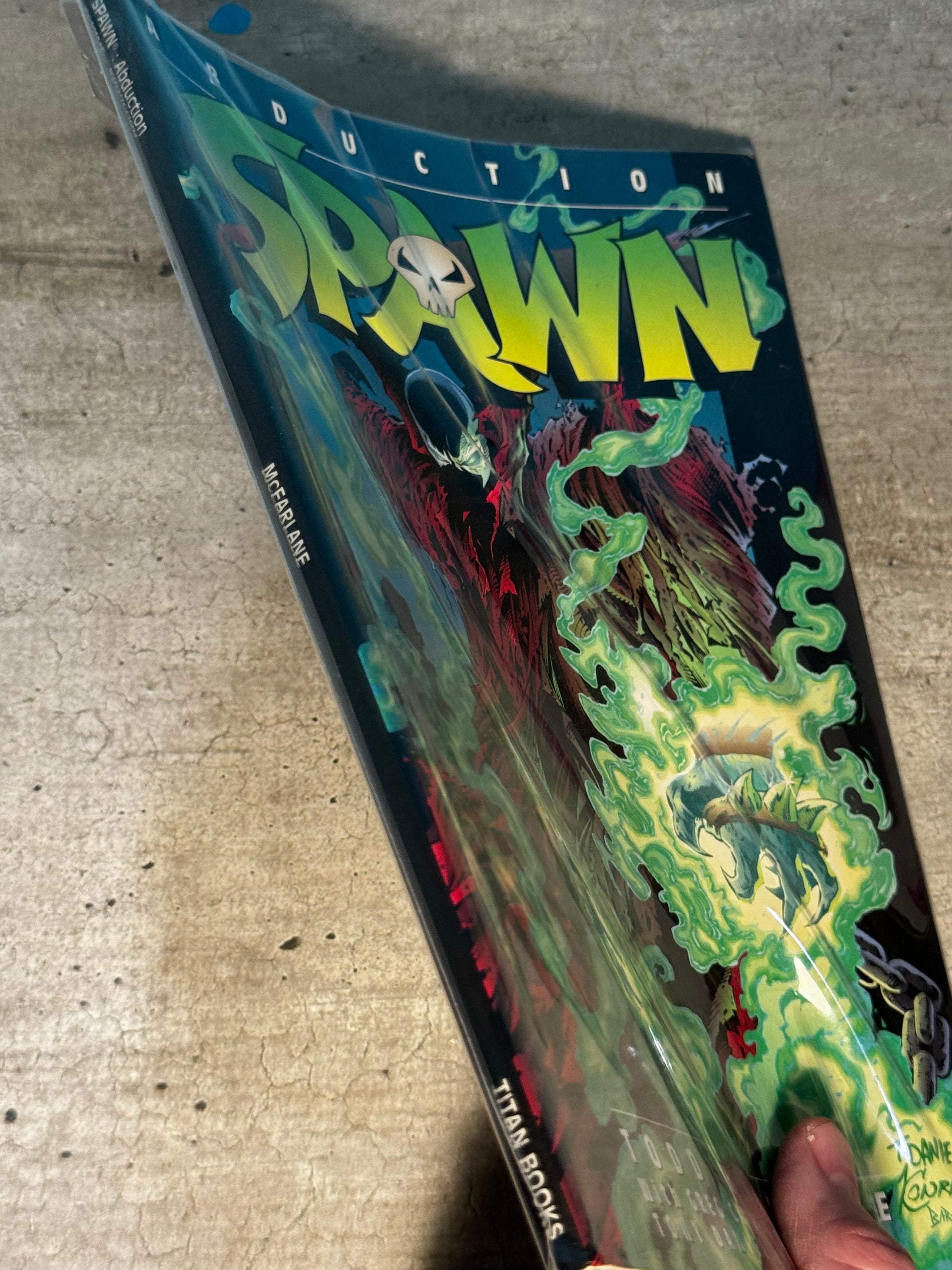 1998 - Titan Books - Spawn [UK] #9 Var. TP - M - Eng 3