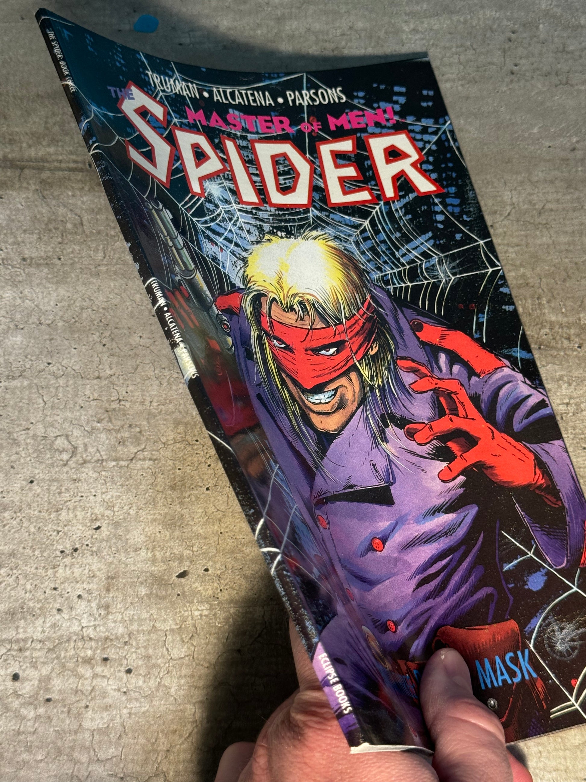 1991 - THE SPIDER MASTER OF MEN Book Three: Blood Mask #1 - NM+ - Eng 3