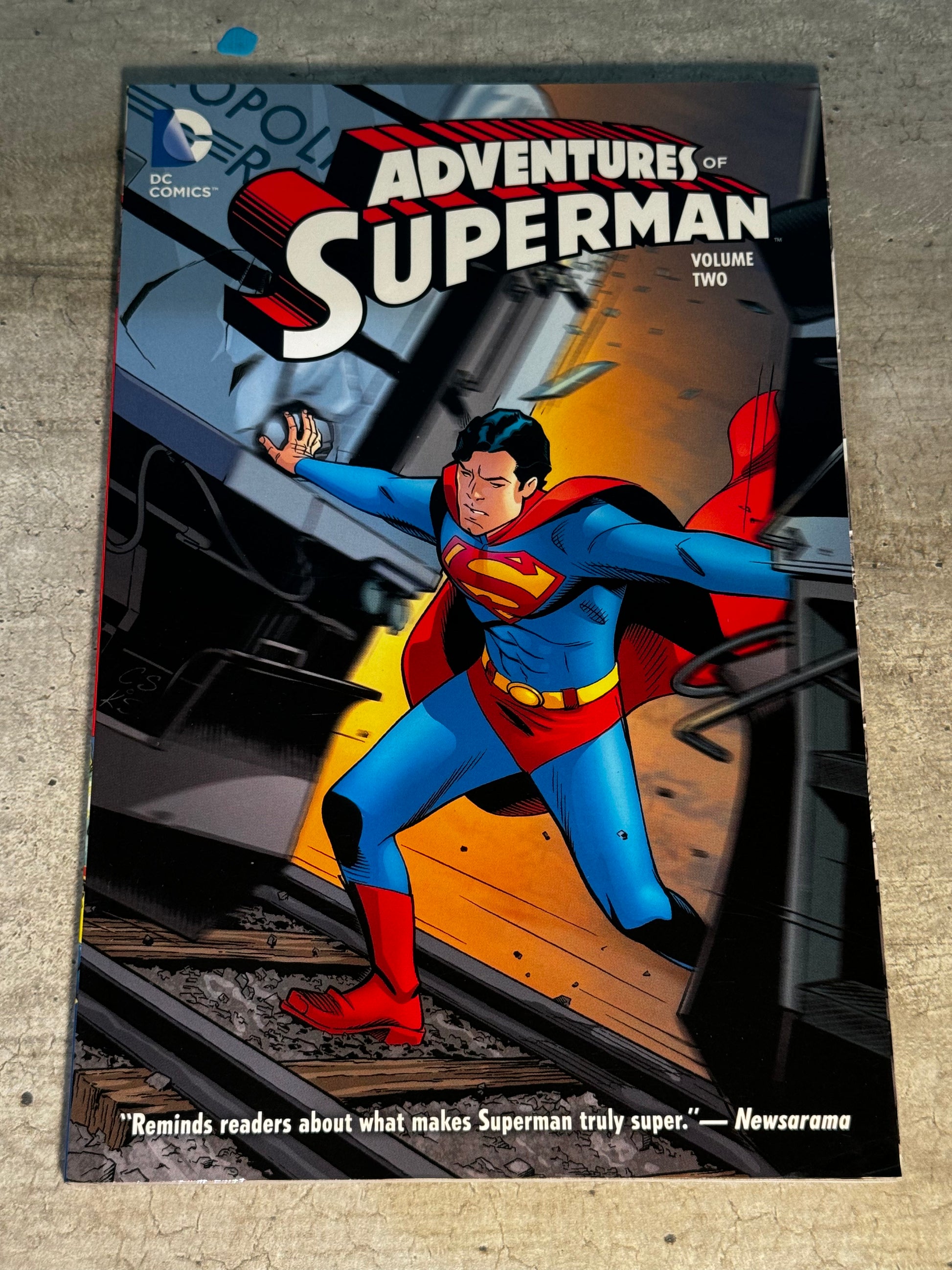 2014 - DC Comics - Adventures of Superman HC / TP #2 Var. TP - M - Eng 1