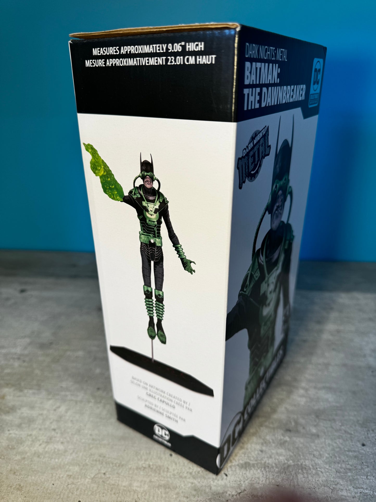 Figura de acción de Batman Metal Dawnbreaker de 9" - Galería DC Diamond Select