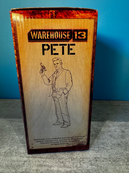 Warehouse 13 Pete Lattimer Maquette Statue Eddie McClintock - Quantum Mechanix