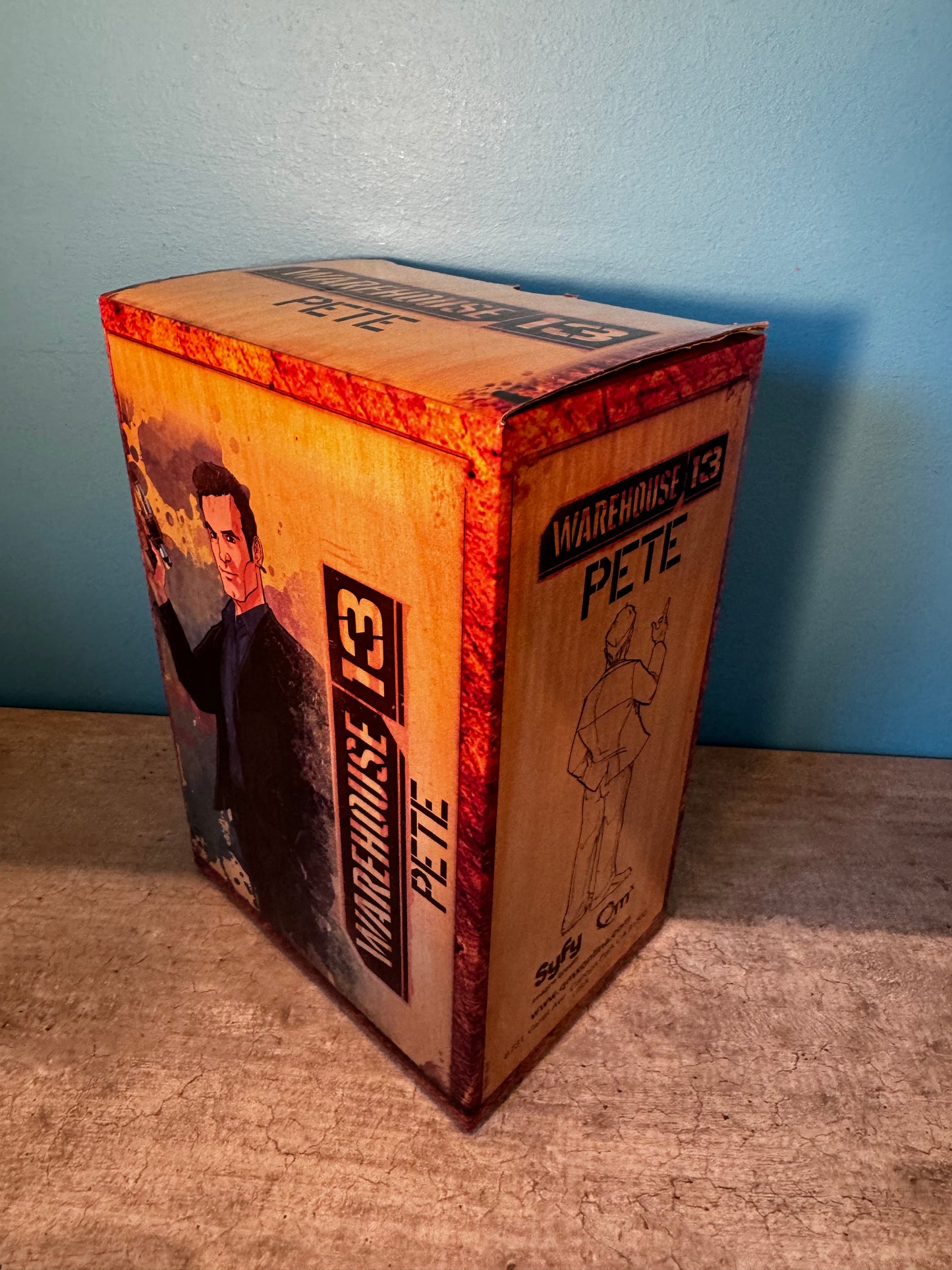 Warehouse 13 Pete Lattimer Maquette Statue Eddie McClintock - Quantum Mechanix