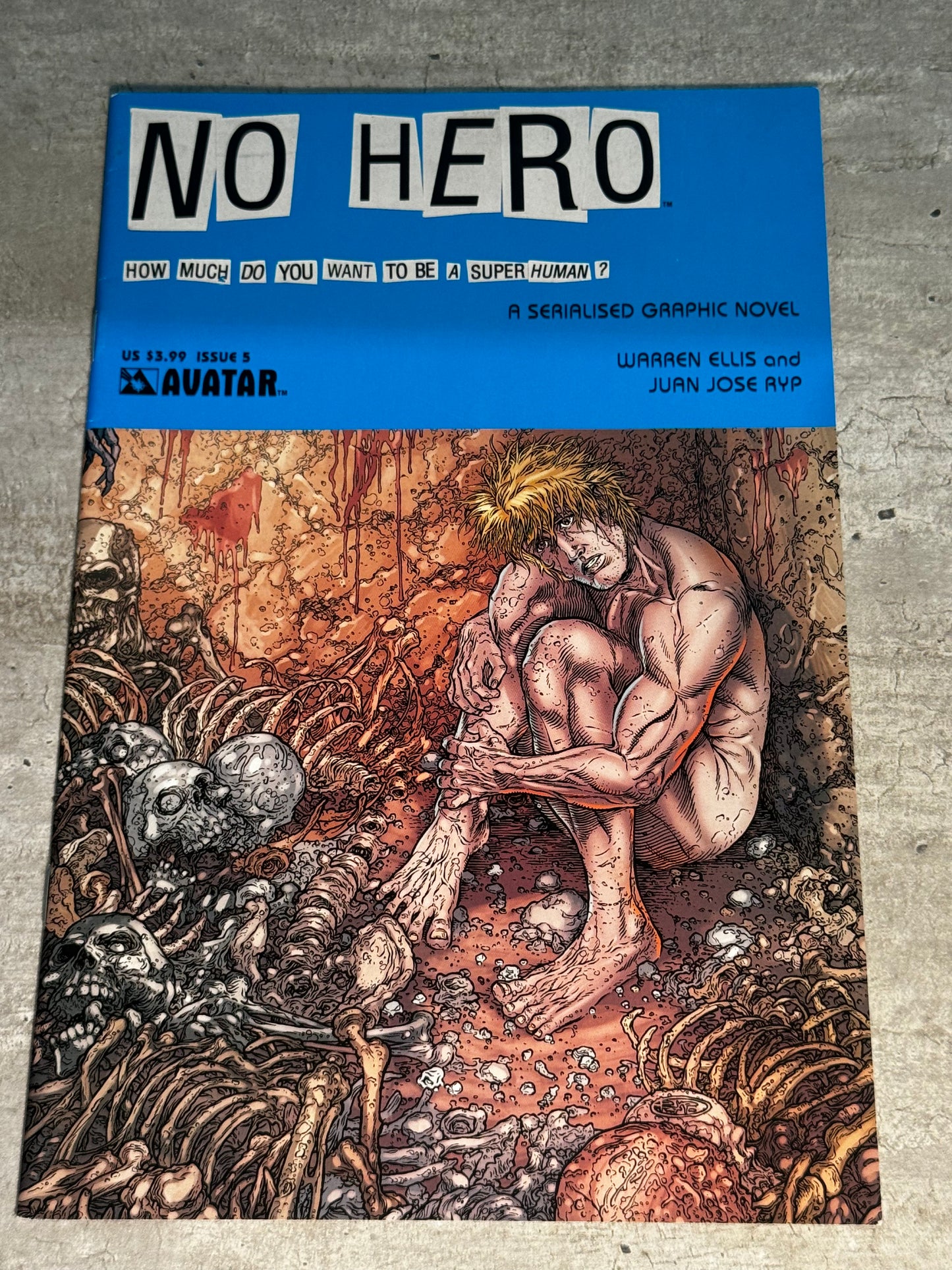 2009 - Avatar Press - No Hero #5 Var. A - NM+ - Eng 1