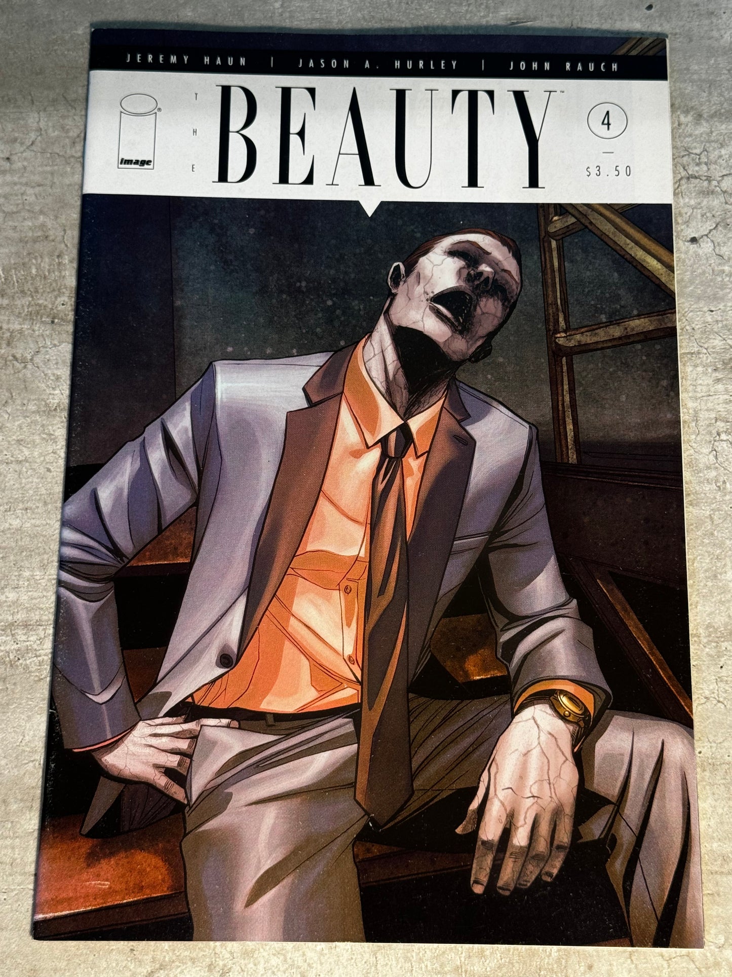 2016 - Image Comics - The Beauty #4 Var. A - NM+ - Eng 1