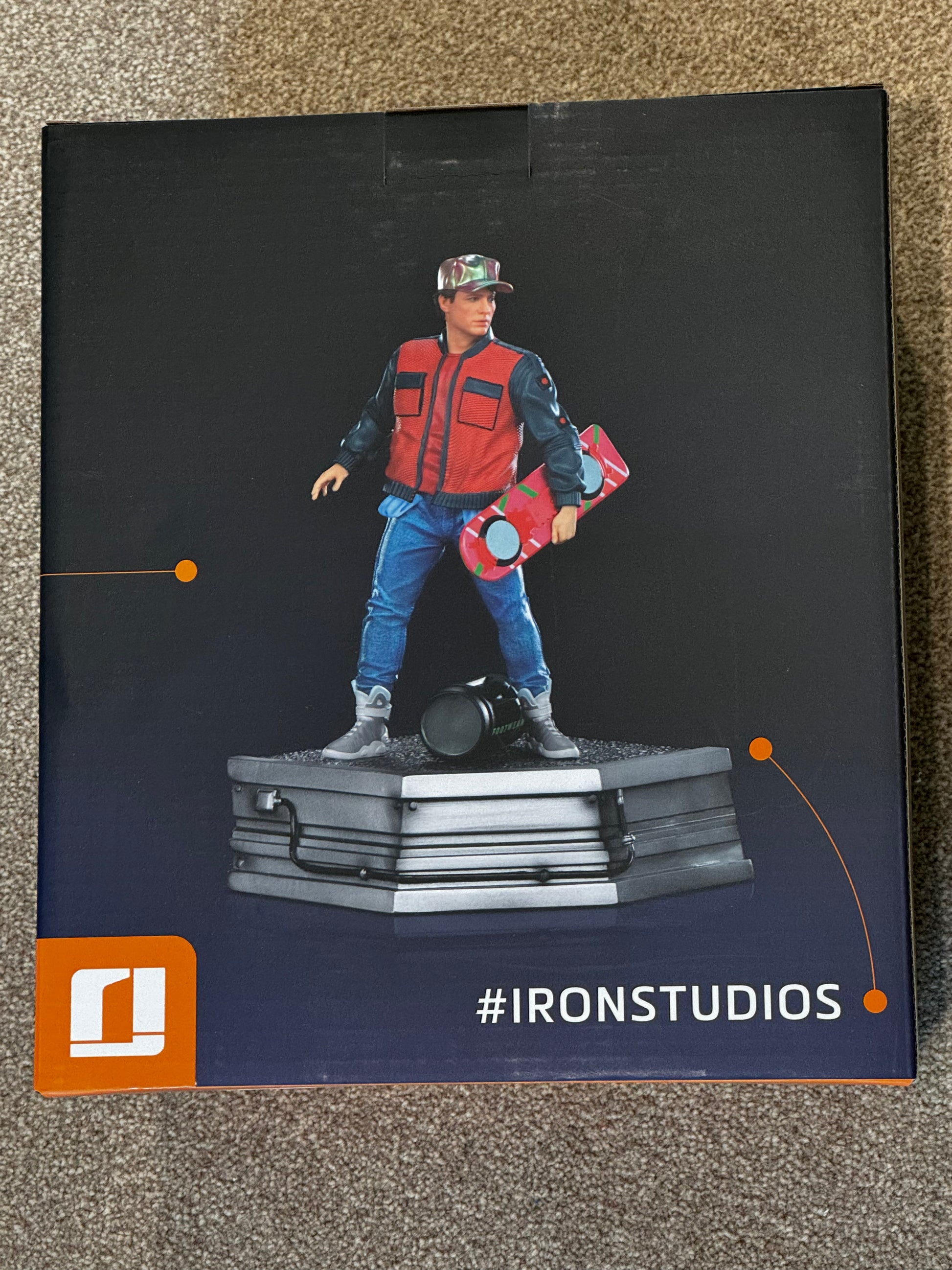 Statue Marty McFly - Back To The Future II - Art Scale 1/10 - Iron Studios 3