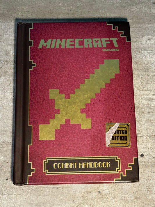 2014 - Egmont - Minecraft - Combat Handbook #1 - NM- - Eng 1