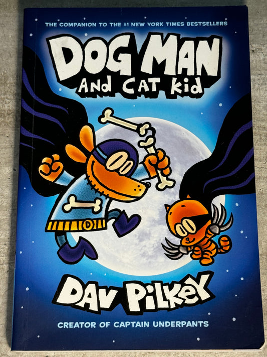 2021 - Graphix - Dog Man - And Cat Kid #4 Var. B - NM+ - Eng 1