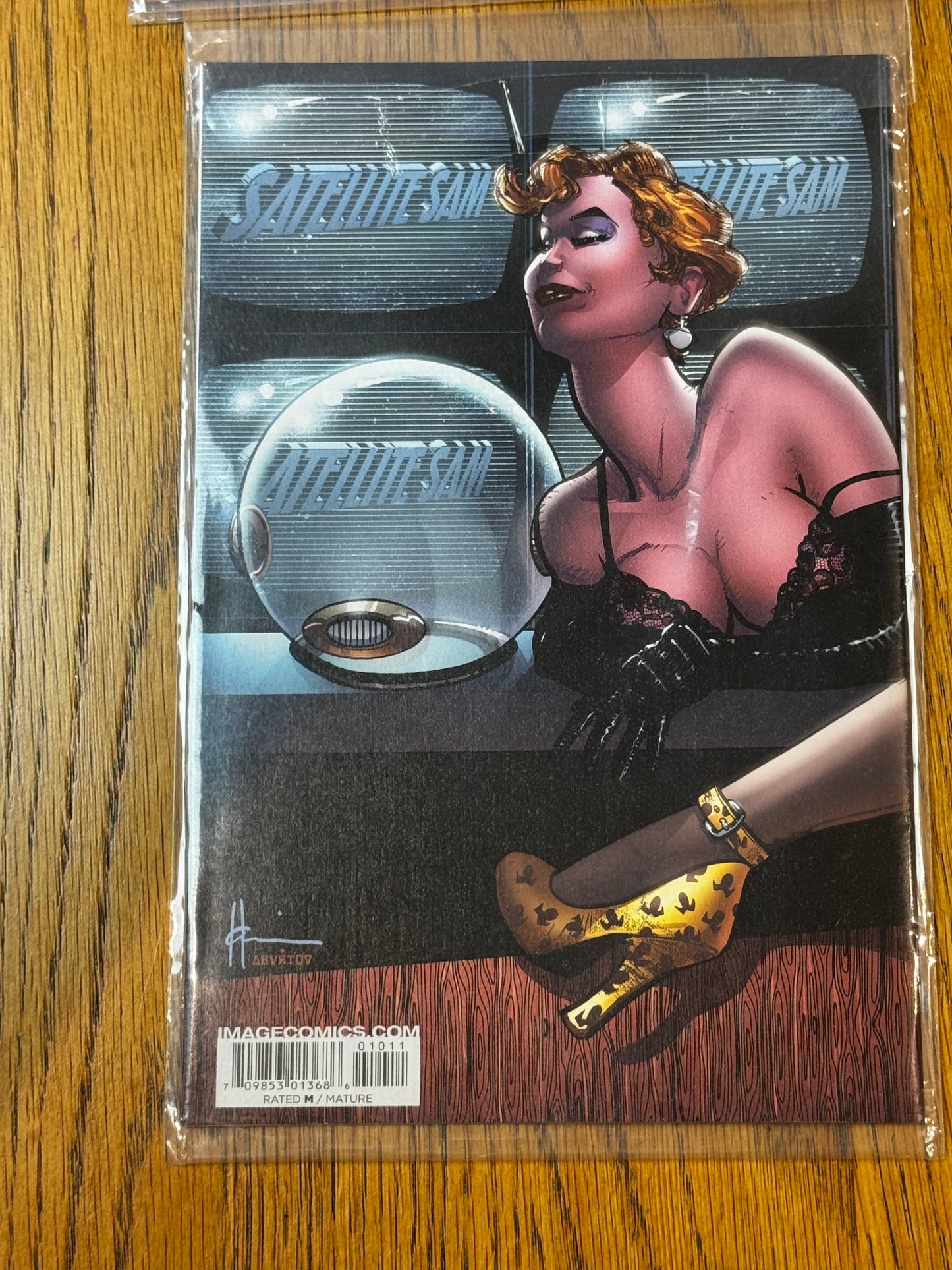 2014 - Image Comics - Satellite Sam #10 - NM+ - Eng 2