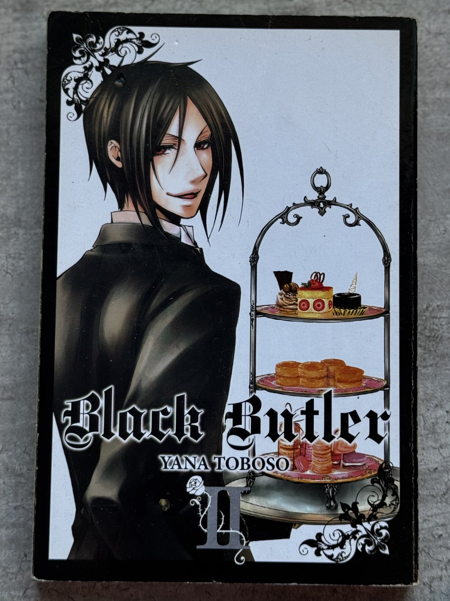 2010 - Yen Press - Black Butler #2 - NM - Eng 1