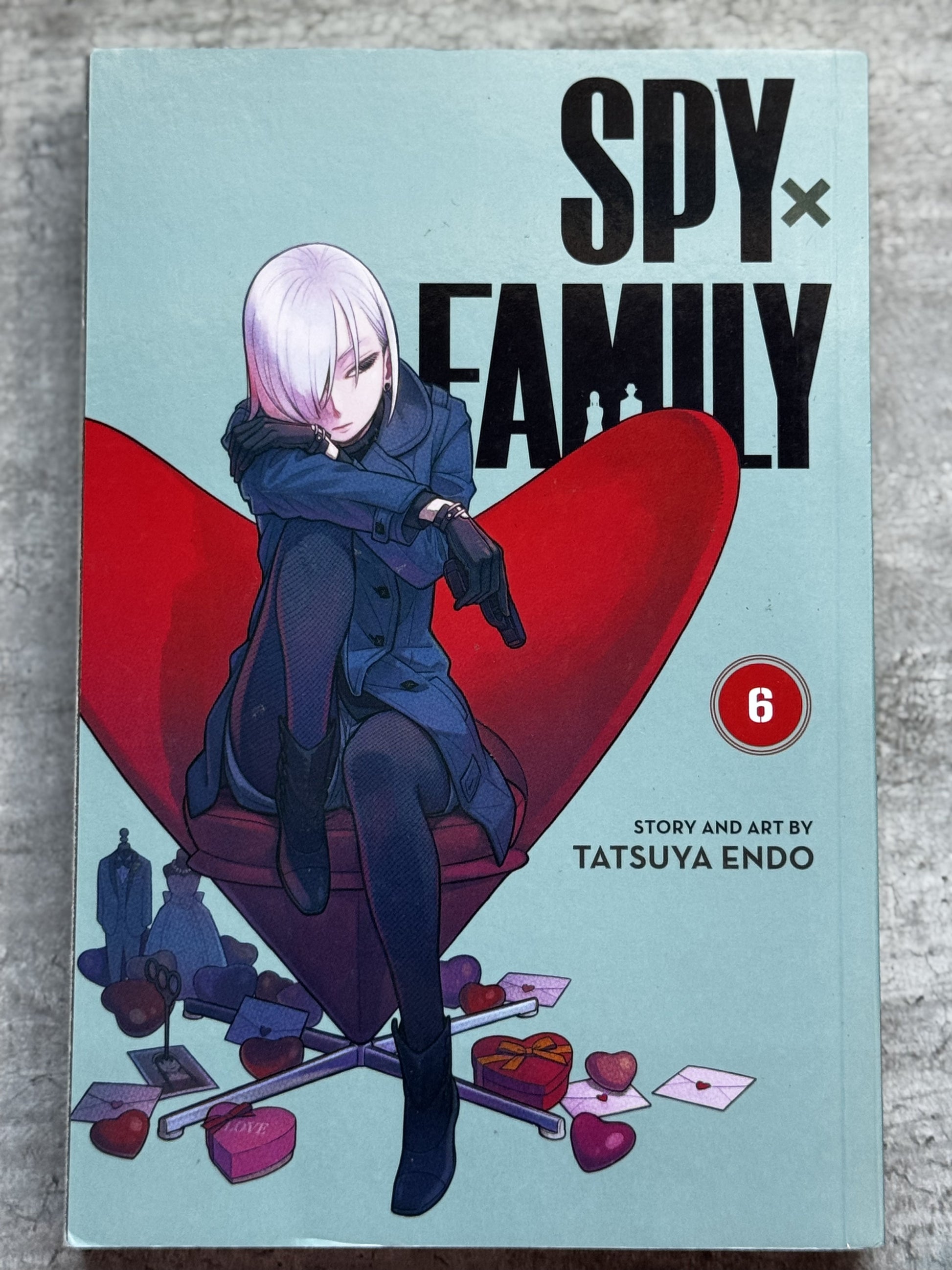 2021 - Viz Comics - Spy X Family #6 - NM- - Eng 1