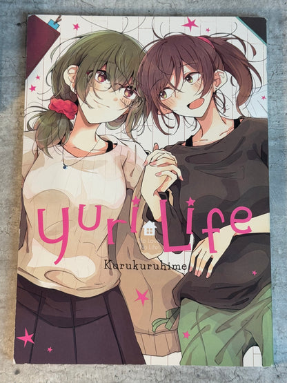 2019 - Yen Press - Yuri Life - VF+ - Eng 1