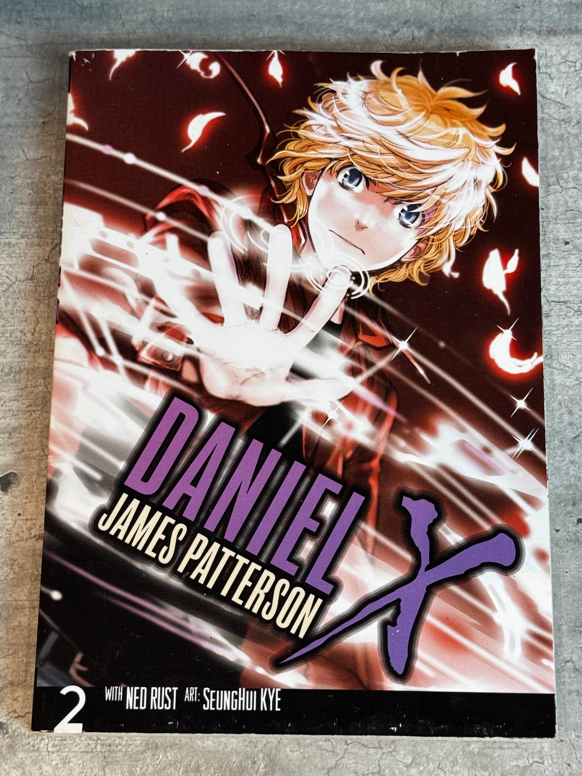 2011 - Yen Press - Daniel X: The Manga #2 - VF+ - Eng 1