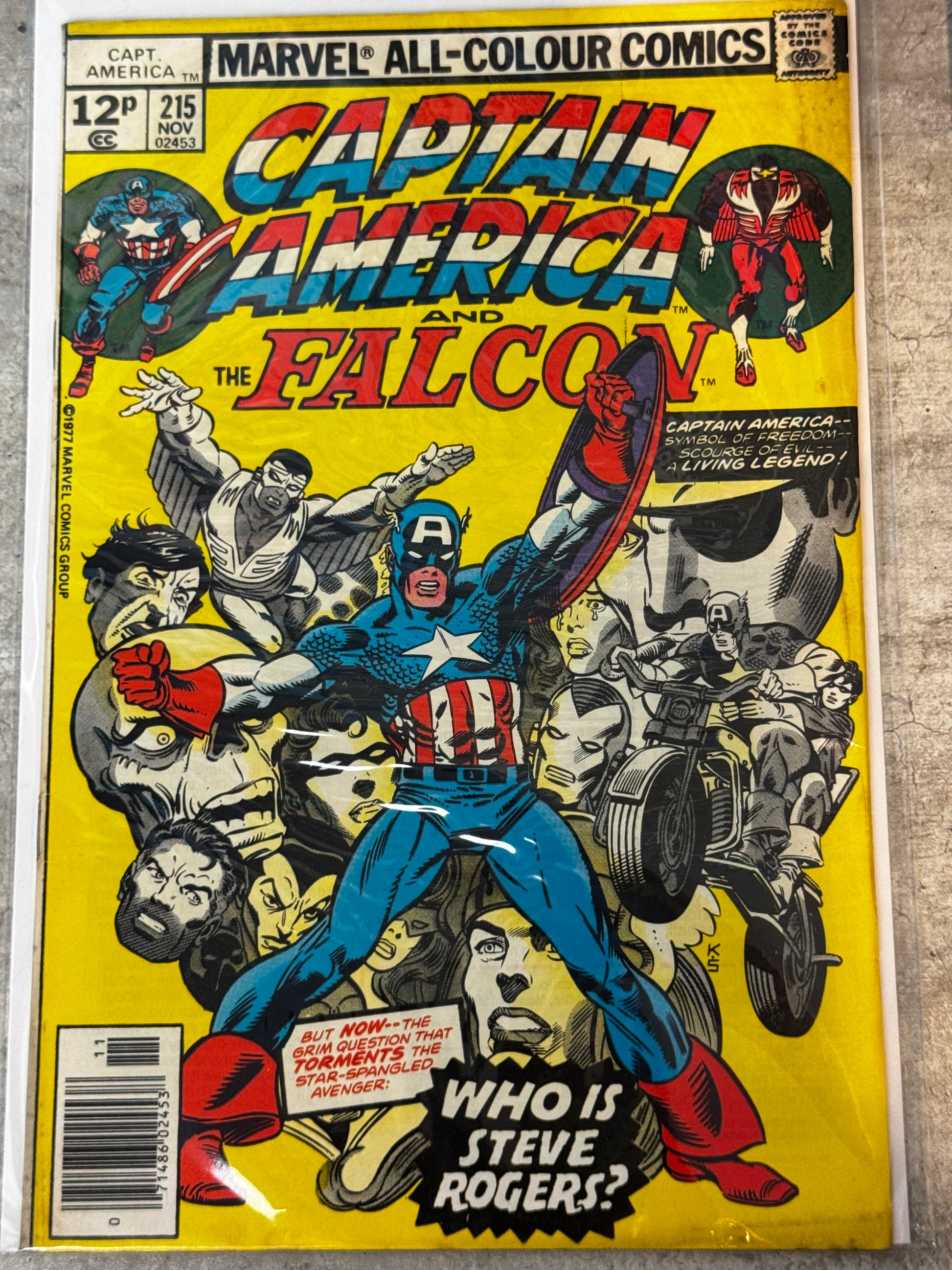 1977 - Captain America, Vol. 1 #215 Var. C - VF/NM - ENG 1
