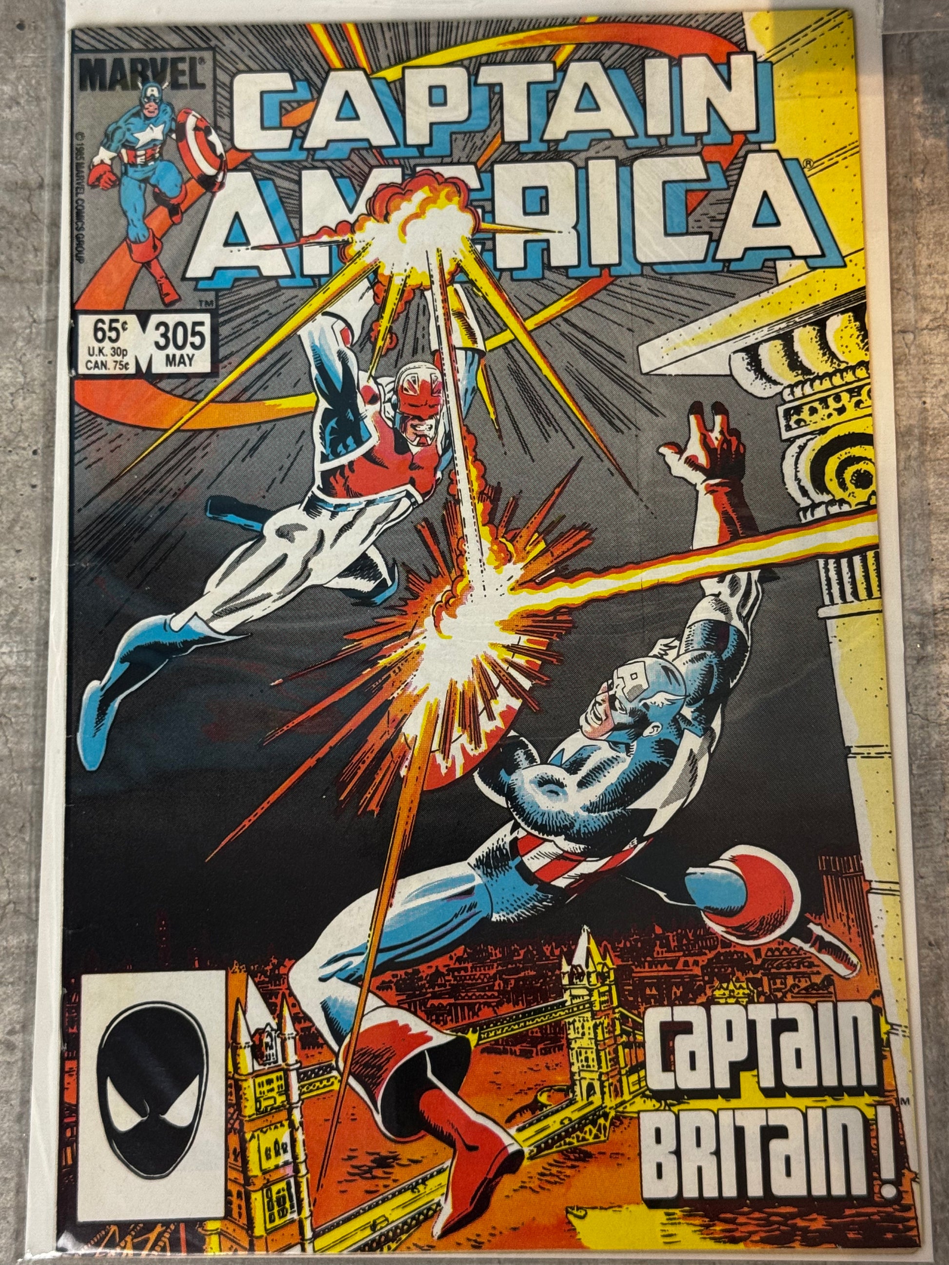1985 - Captain America, Vol. 1 #305 Var. A - Walk Upon England! - VF/NM - ENG 1