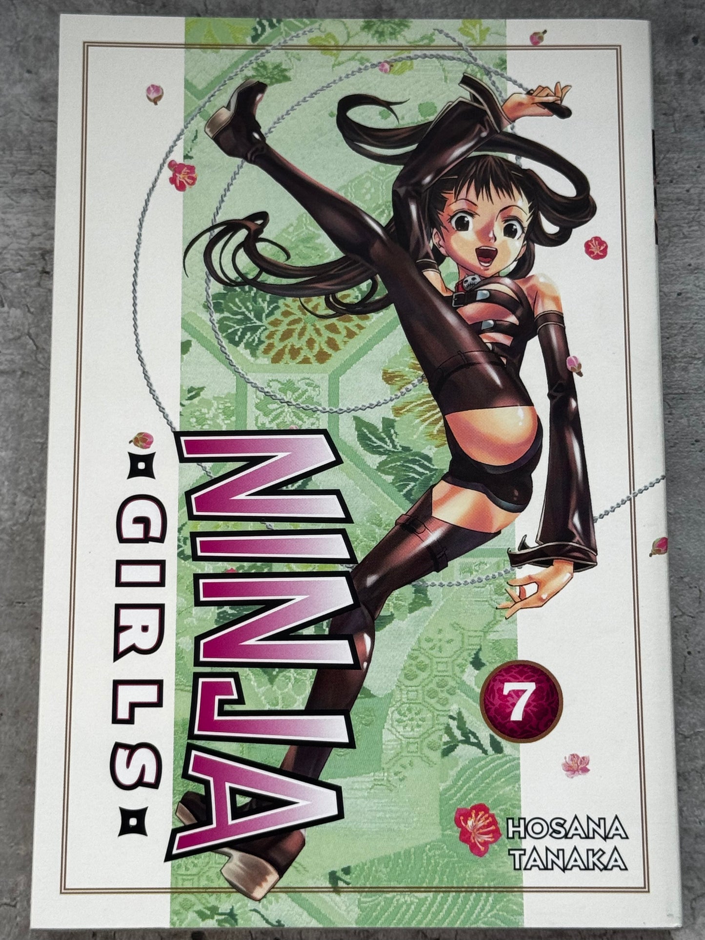 2011 - Ninja Girls #7 - NM/M - ENG 1