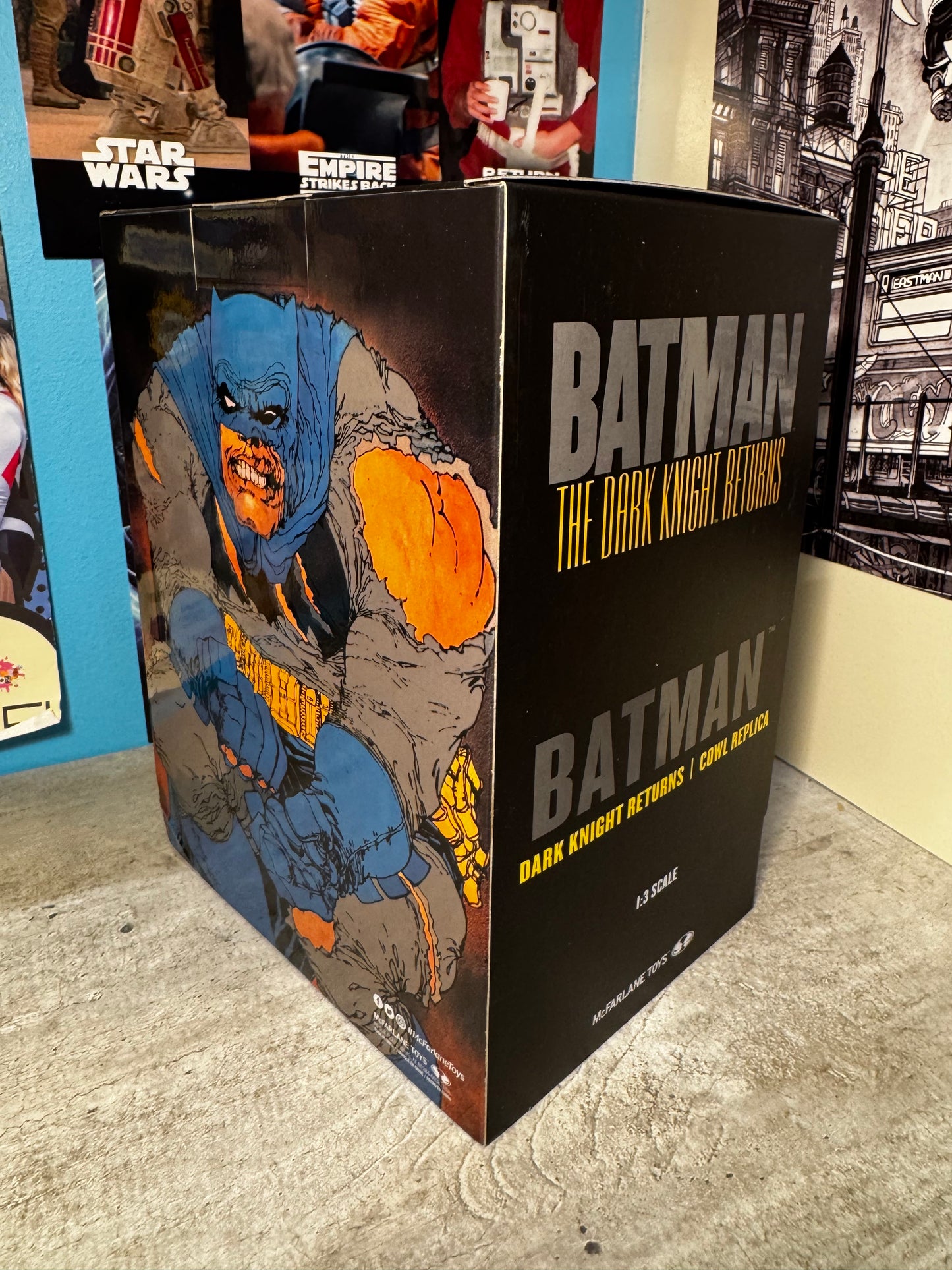 DC Direct 1/3 Scale Batman Dark Knight - Cowl Replica - M
