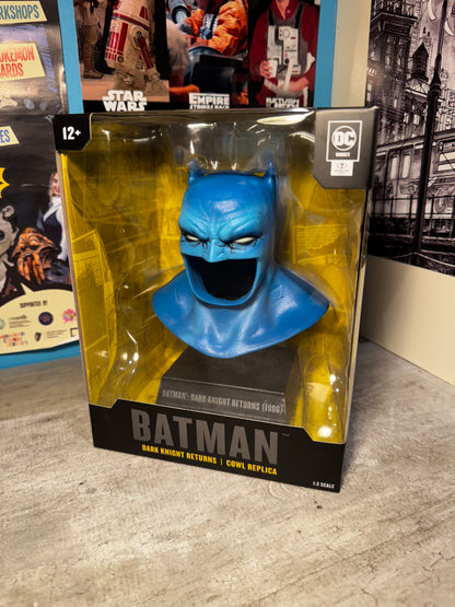 DC Direct 1/3 Scale Batman Dark Knight - Cowl Replica - M