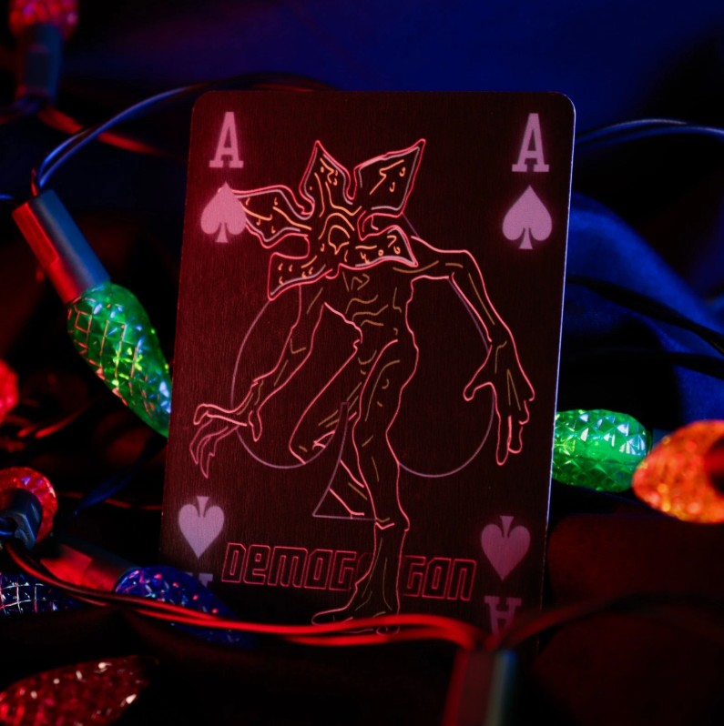 2024 - Stranger Things Playing Cards - M 4
