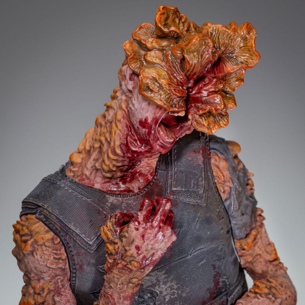 The Last of Us Part II PVC Statue Armored Clicker 22 cm - M 2