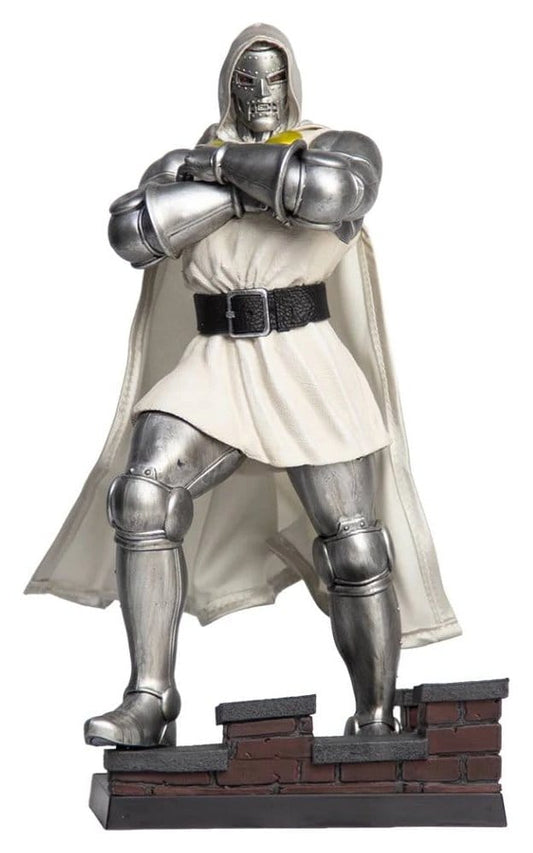 Marvel Collection PVC Figure 1/6 Doctor Doom (Doctor Doom #1) Gold Label 30 cm - M 1