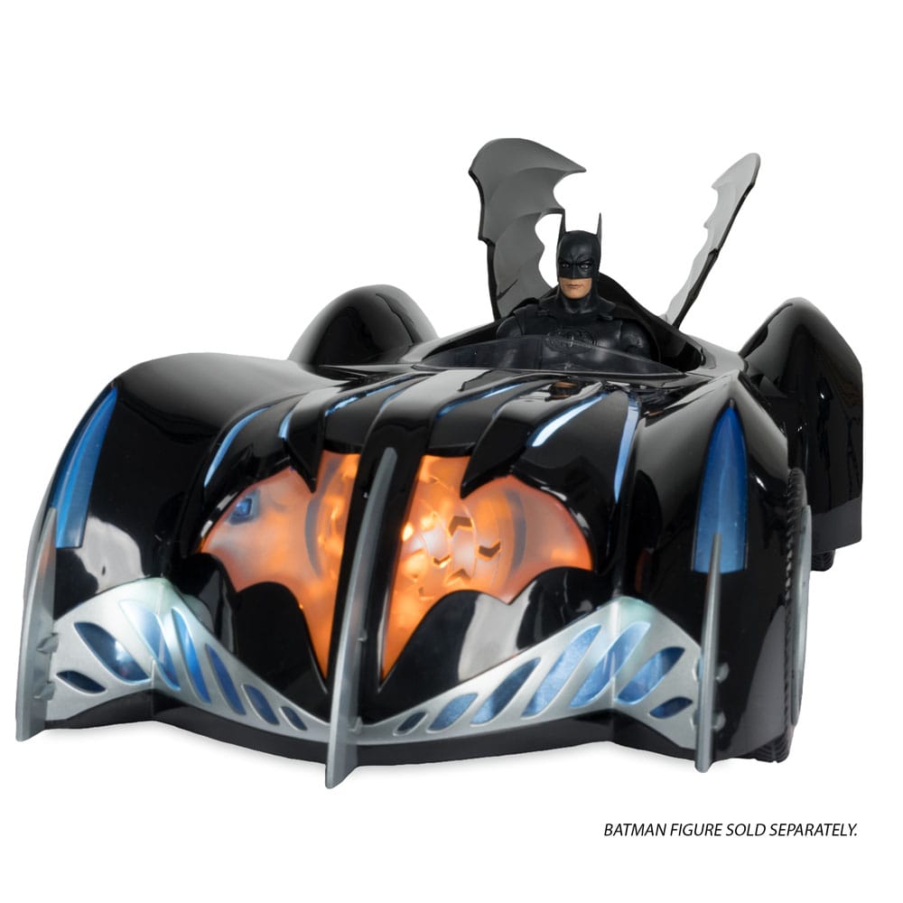 Batman & Robin Dc Multiverse Vehicle Batmobile 63 Cm - M 4
